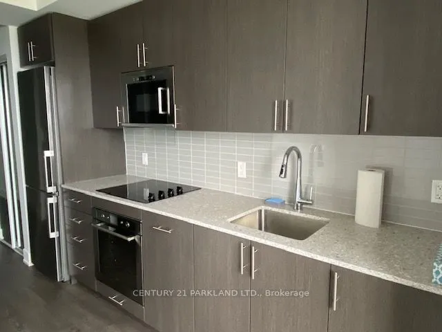 2550 Simcoe Street N #2003