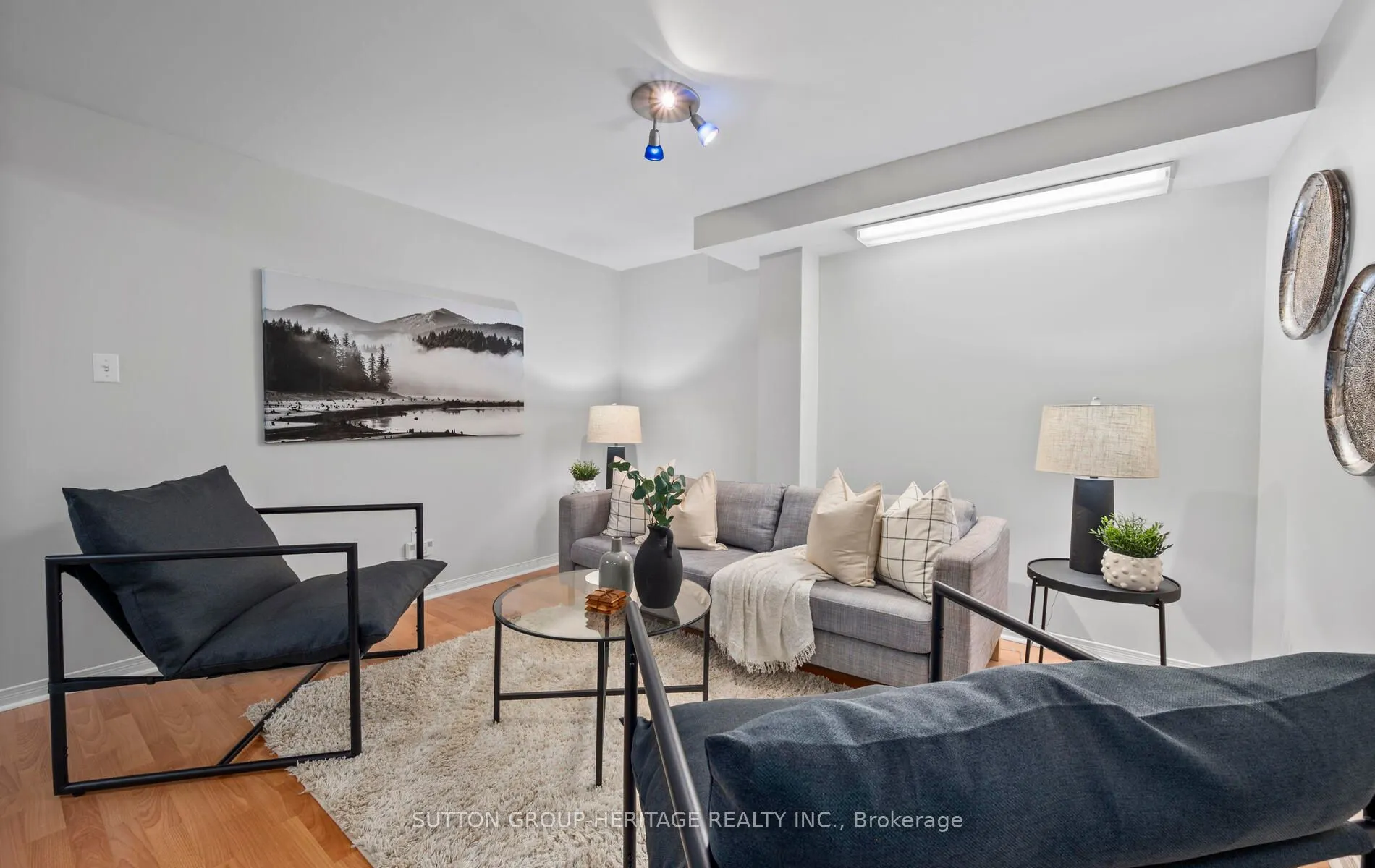 638 Longworth Avenue