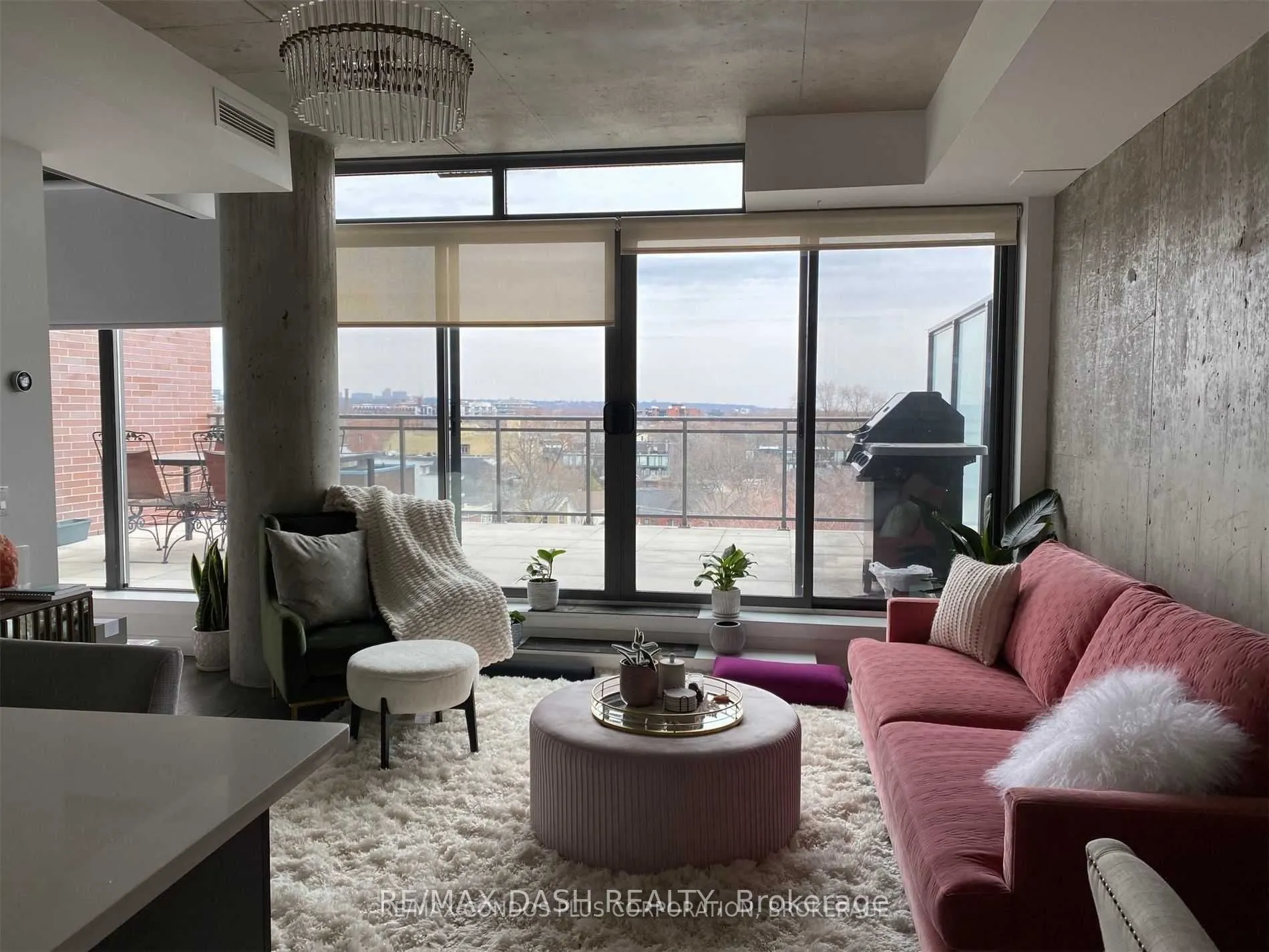 90 Broadview Avenue, #701