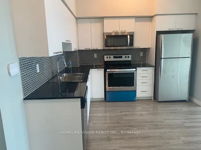 2150 Lawrence Avenue E, #905