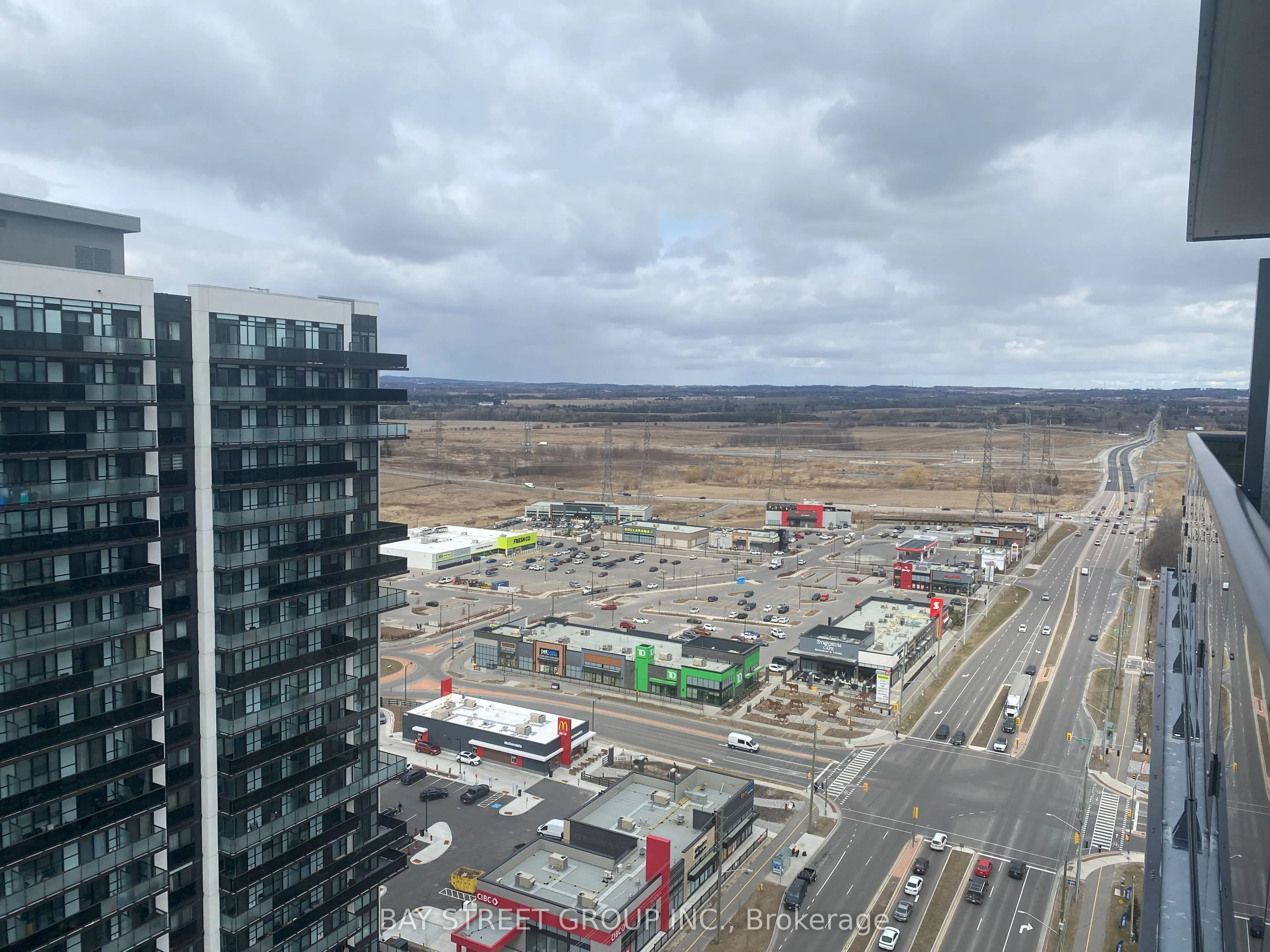 2545 Simcoe Street N #2520