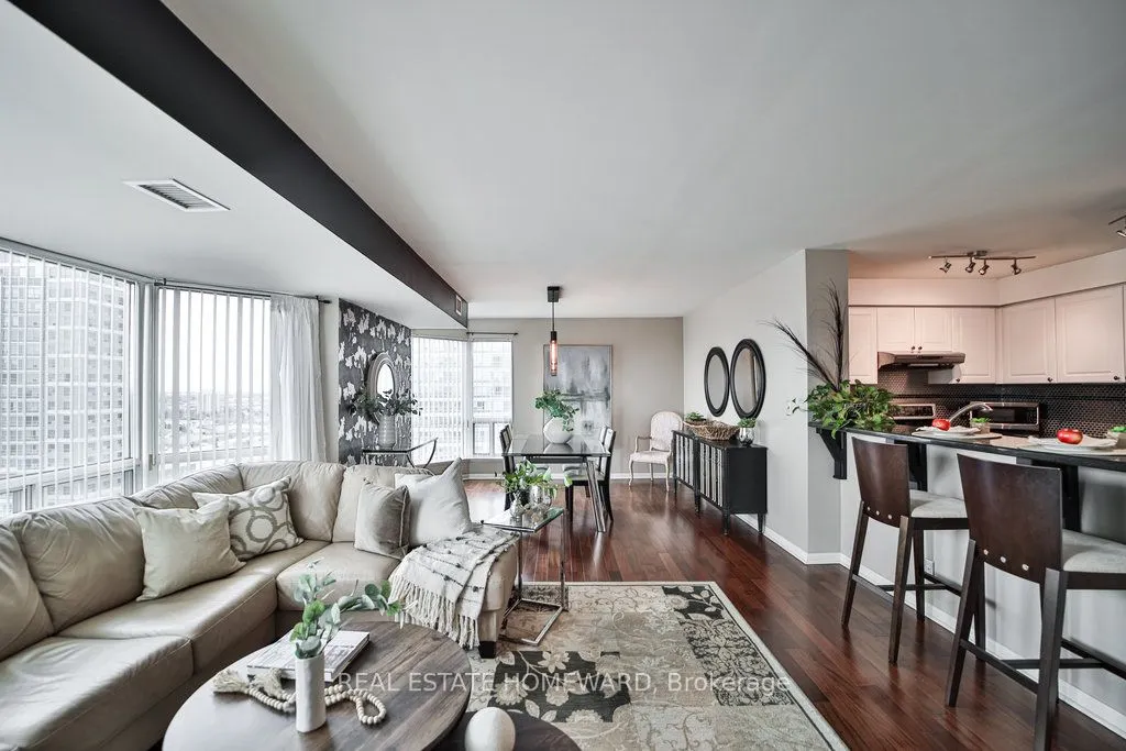 1 Lee Centre Drive, #PH 308