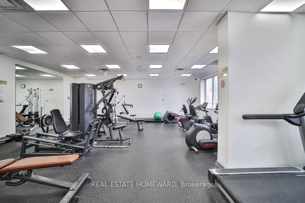 1 Lee Centre Drive, #PH 308