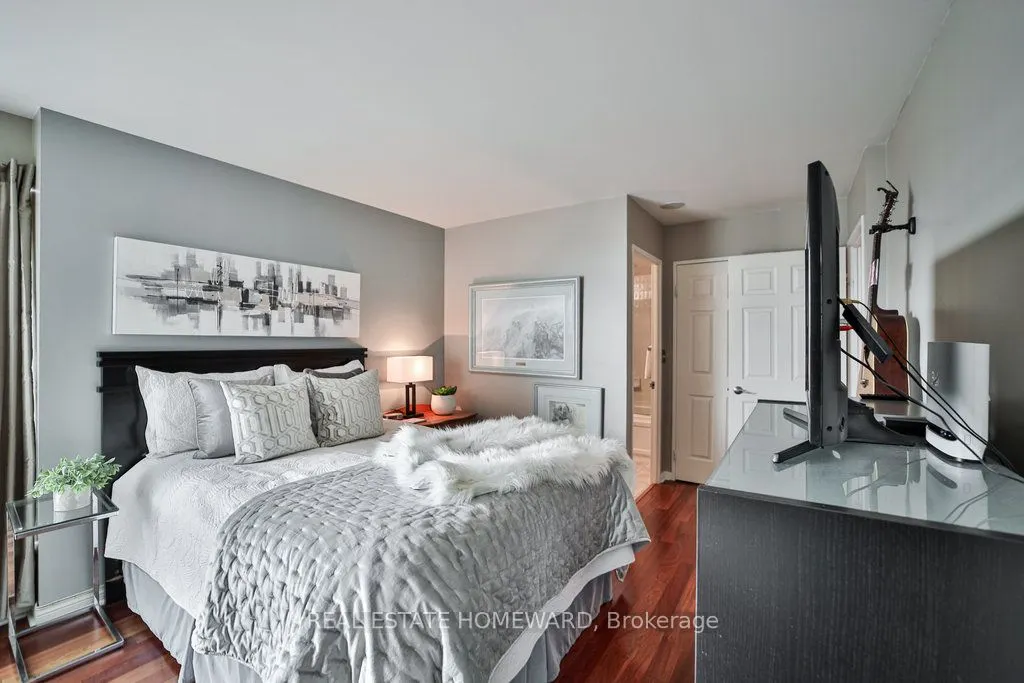 1 Lee Centre Drive, #PH 308