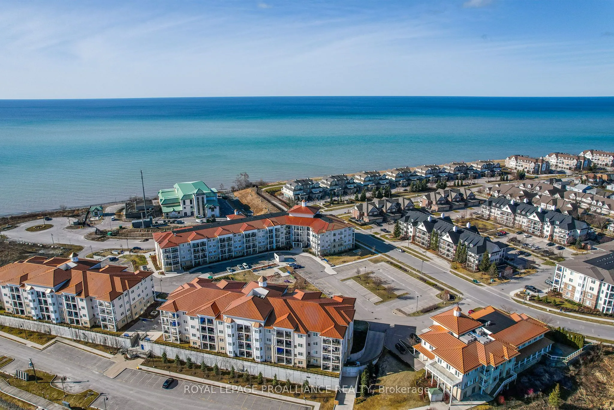 50 Lakebreeze Drive, #221