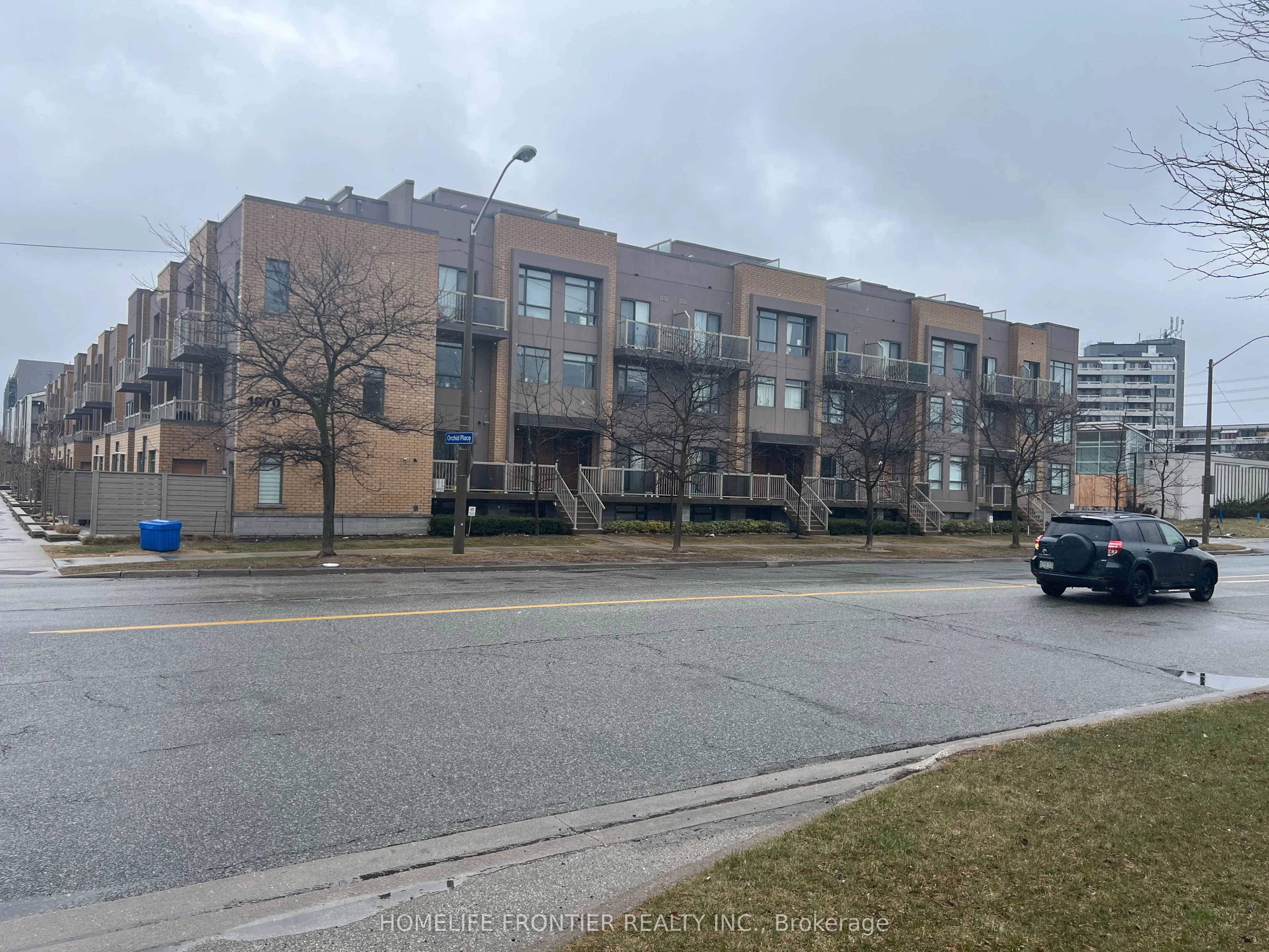 1070 Progress Avenue, #306