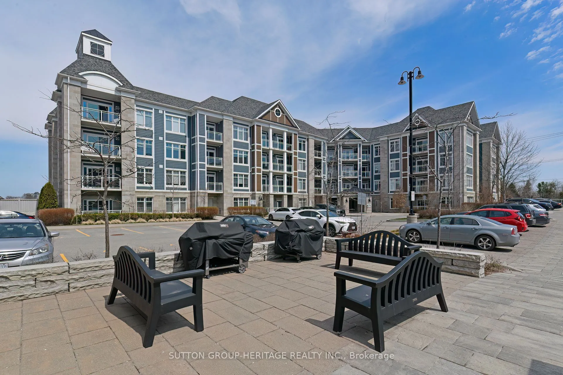 670 Gordon Street S, #103