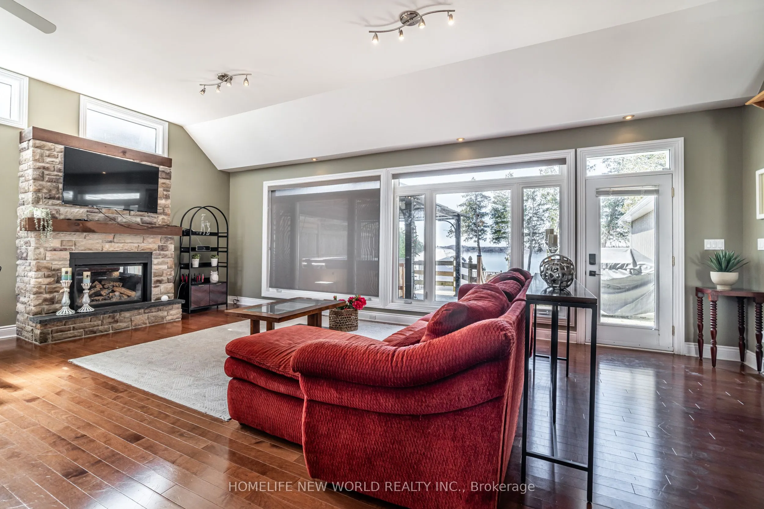 253 Stephenson Point Road