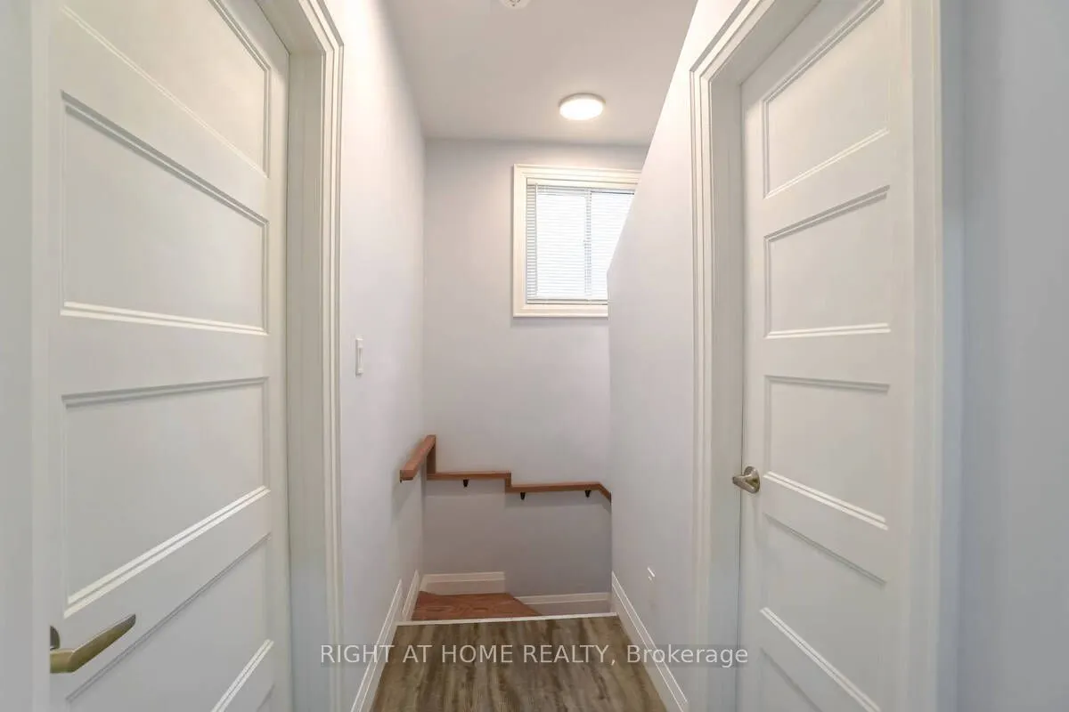 865 Simcoe Street S, #Unit 1