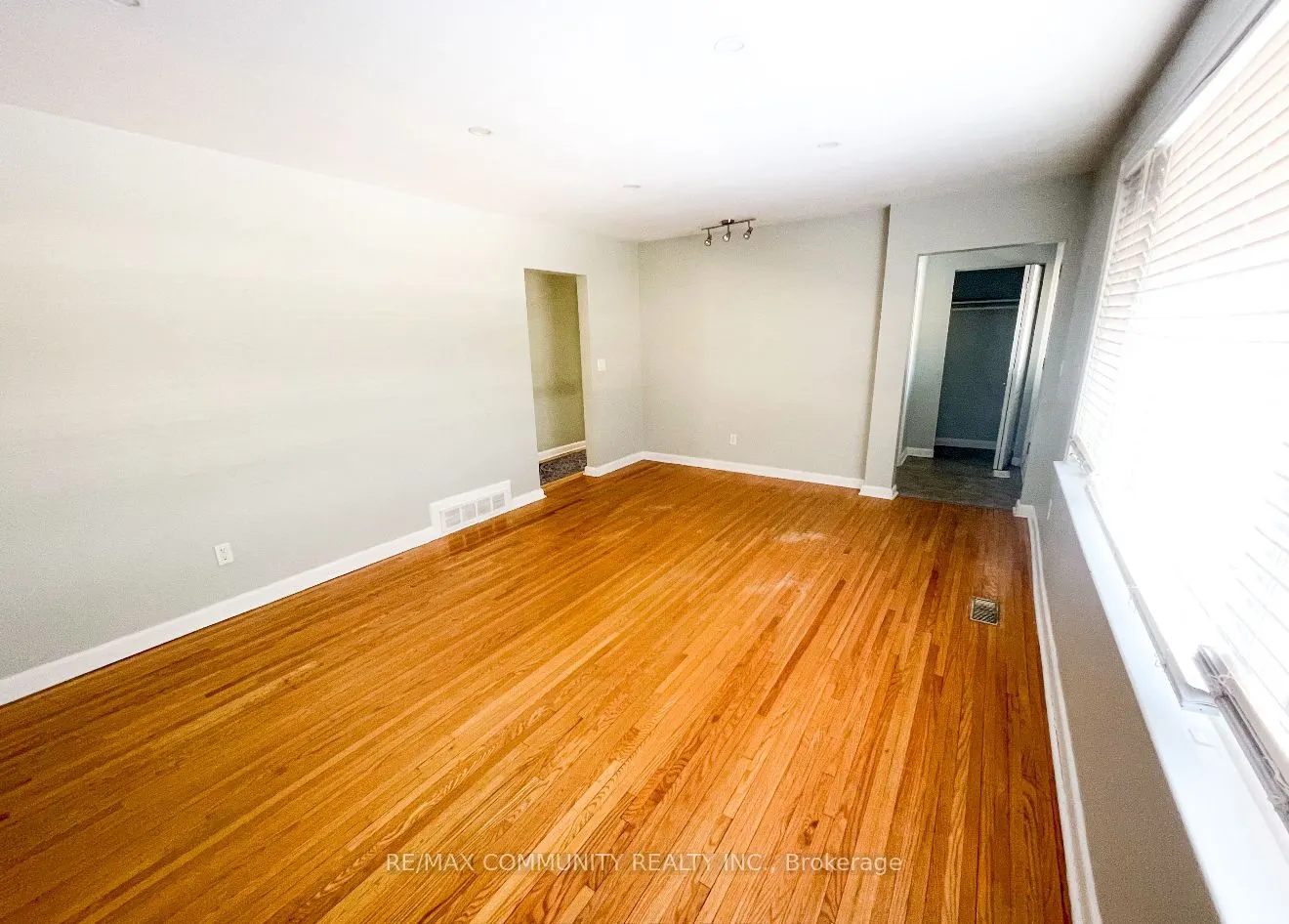 583 Shakespeare Avenue #MAIN