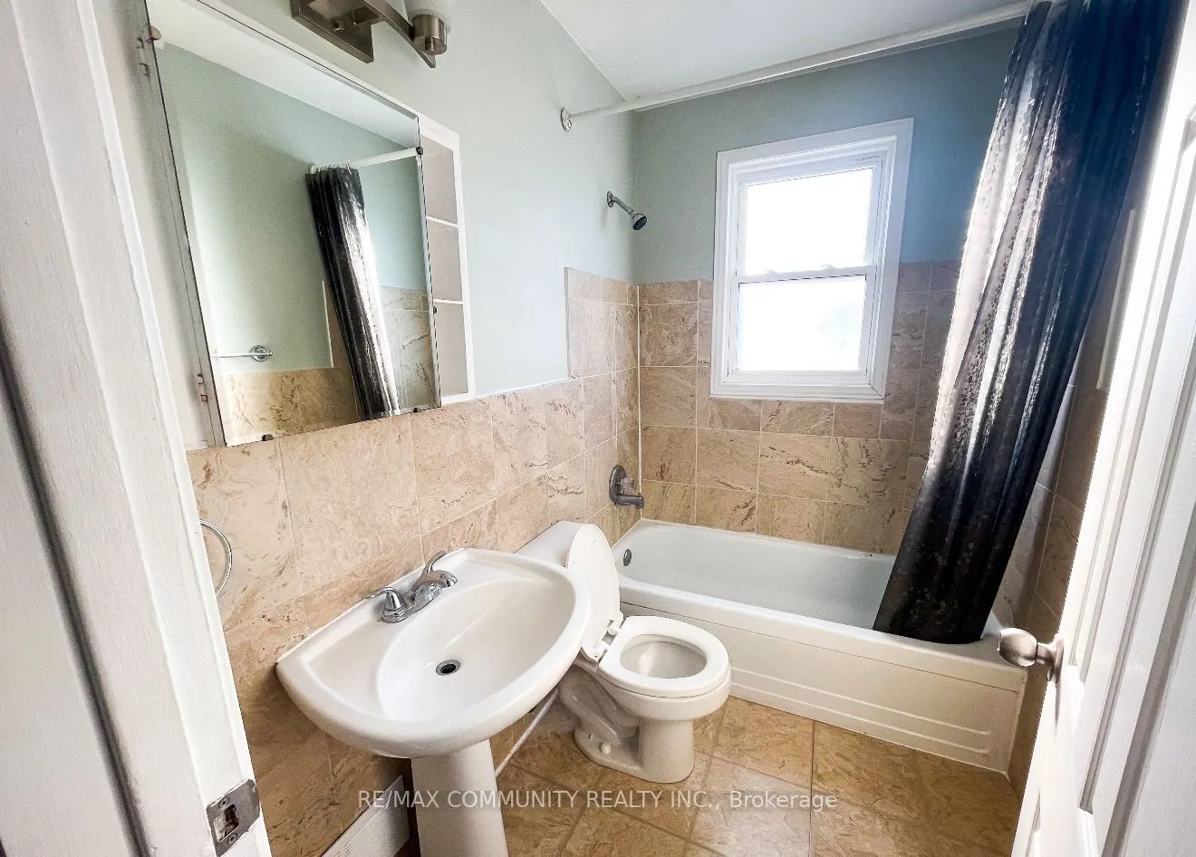 583 Shakespeare Avenue #MAIN