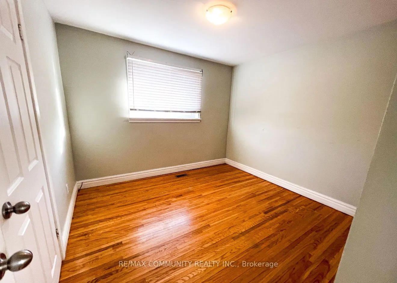 583 Shakespeare Avenue #MAIN