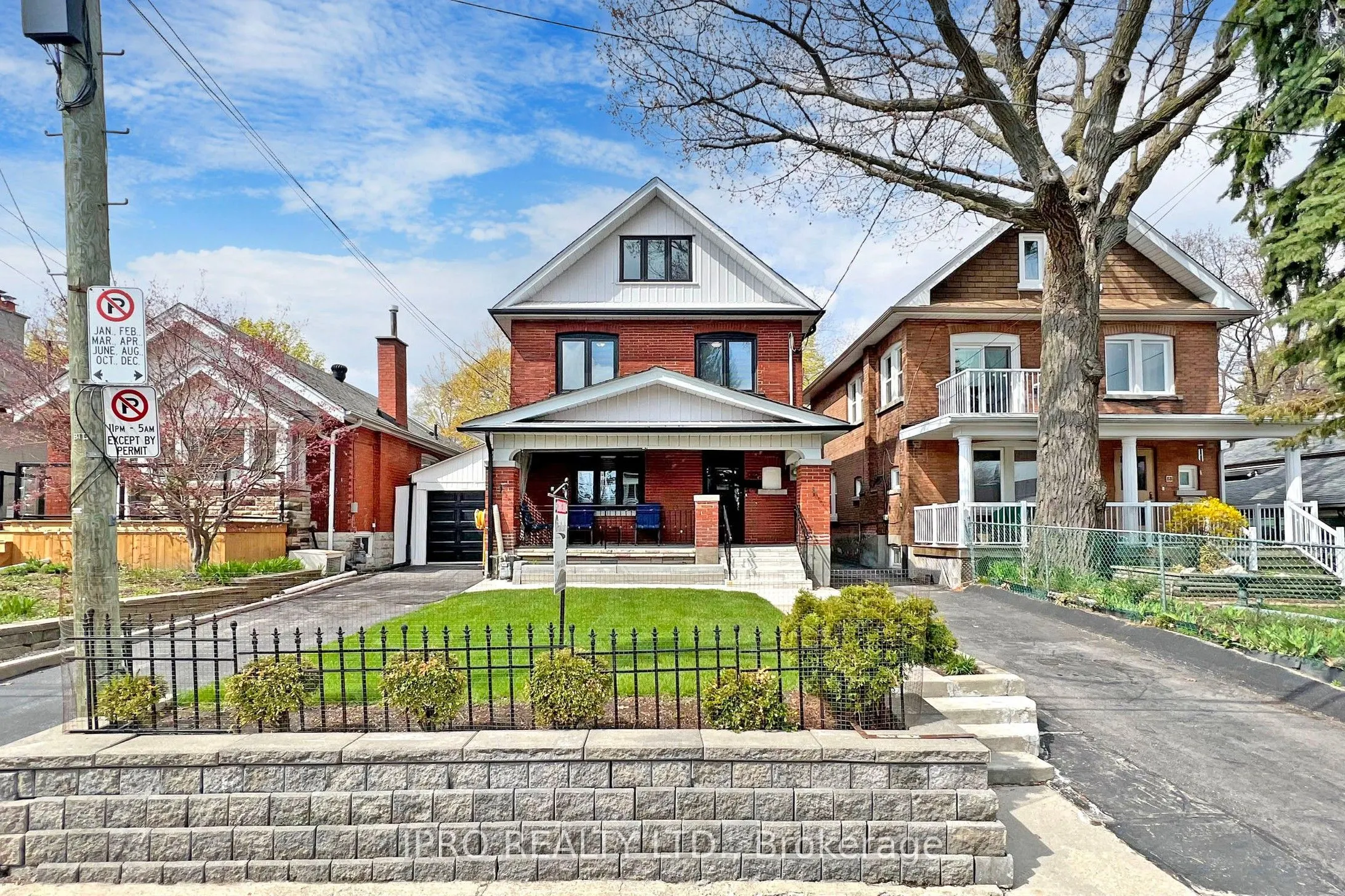 86 Oak Park Avenue