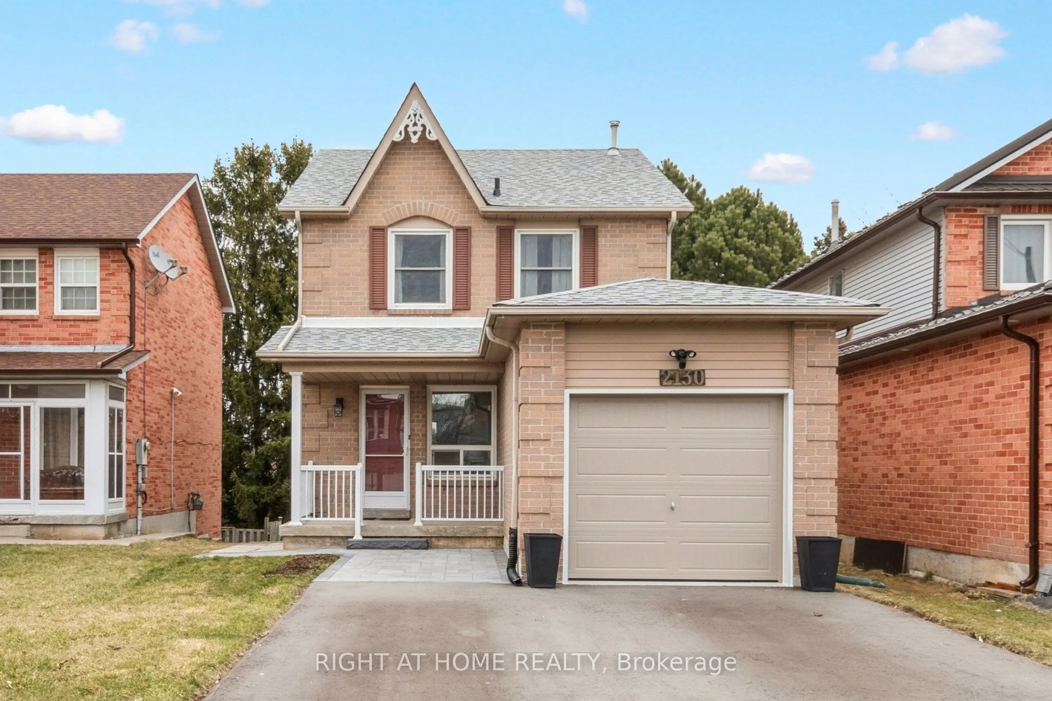 2130 Blue Ridge Crescent