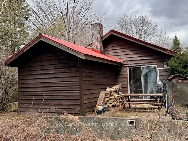 3725 Concession 1 Road