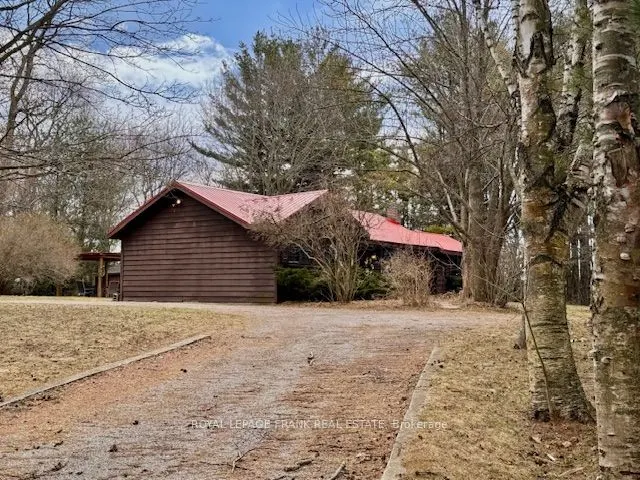 3725 Concession 1 Road
