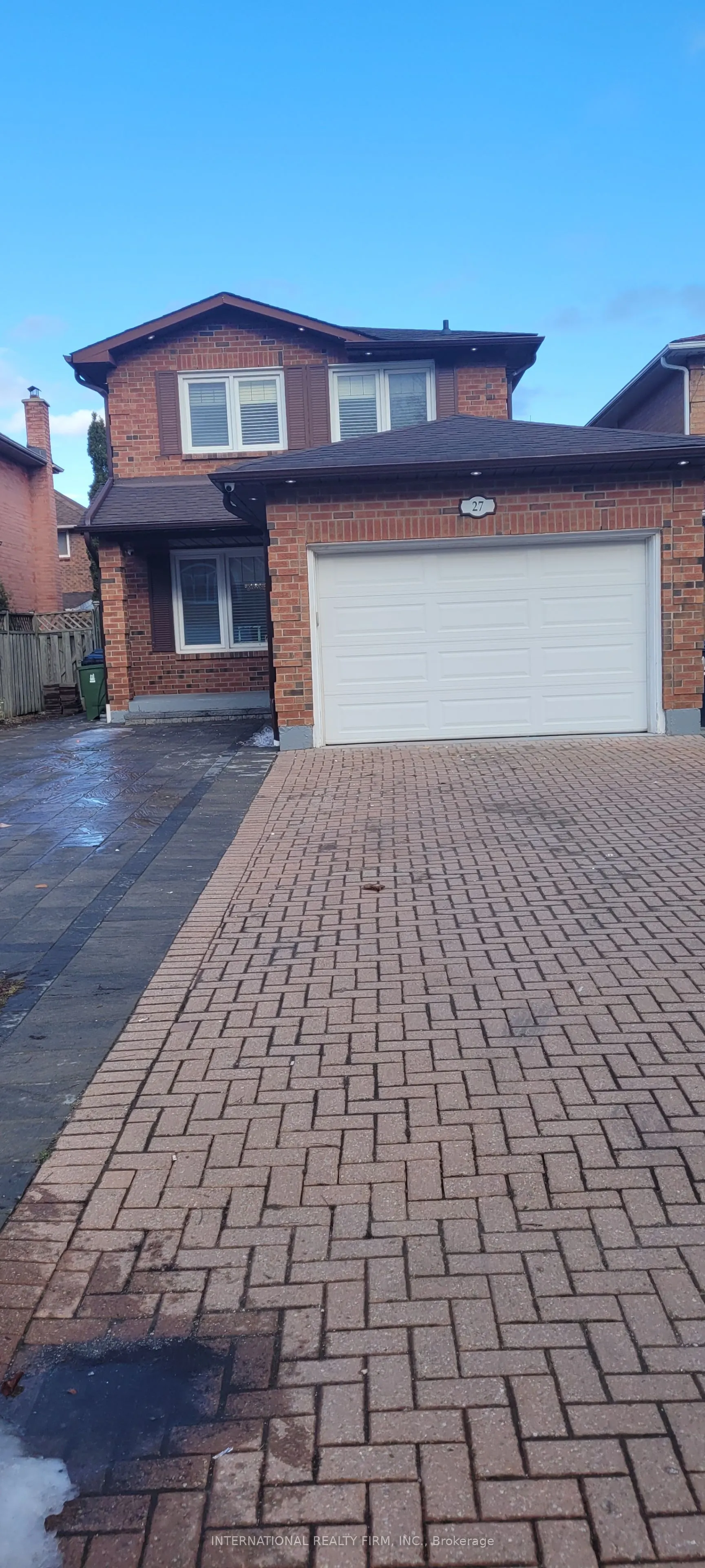 27 Charcoal Drive