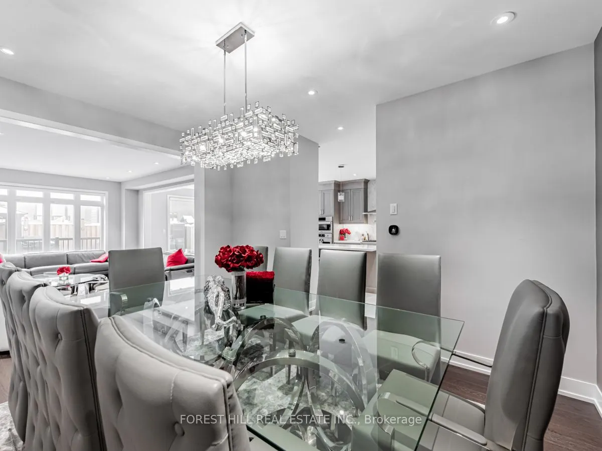 6 Yvette Street