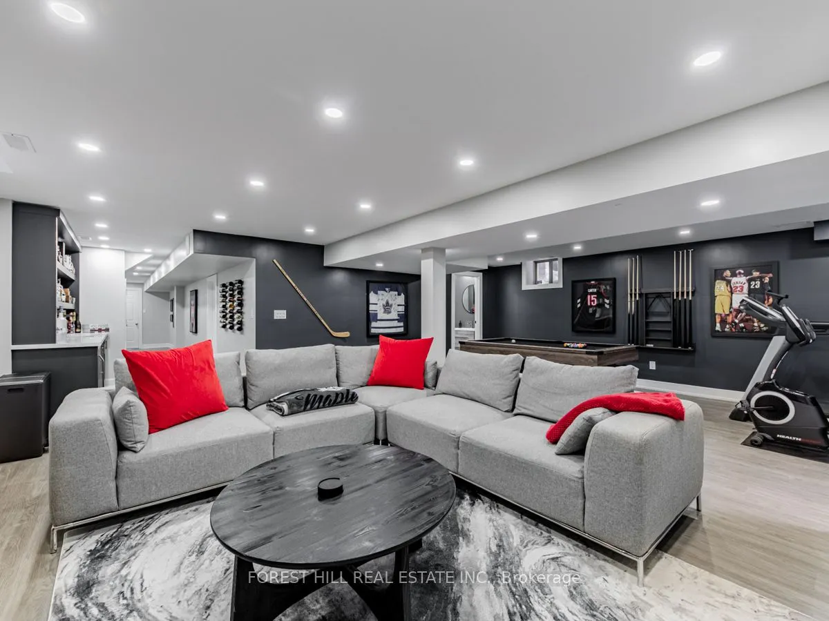 6 Yvette Street