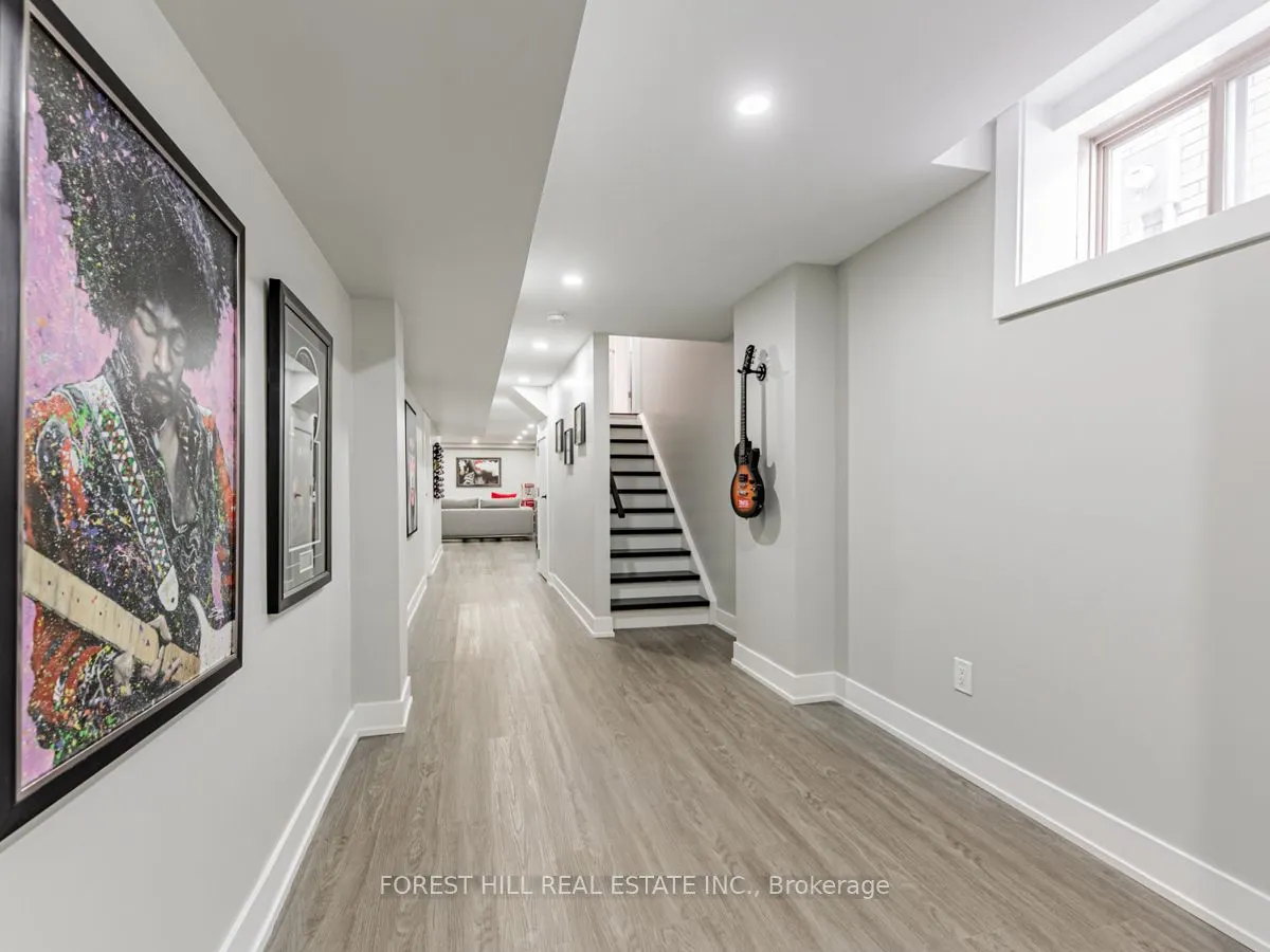 6 Yvette Street