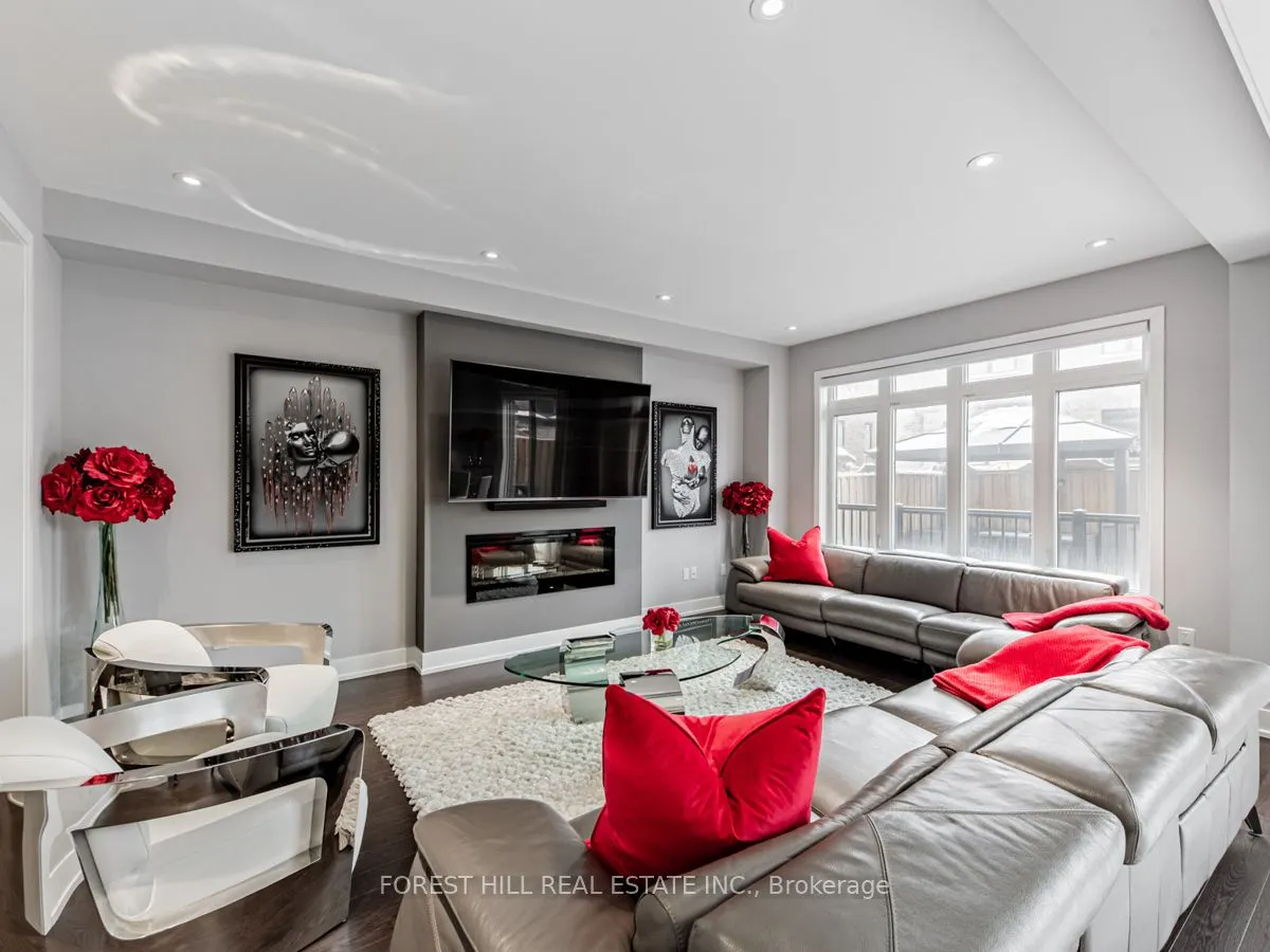 6 Yvette Street