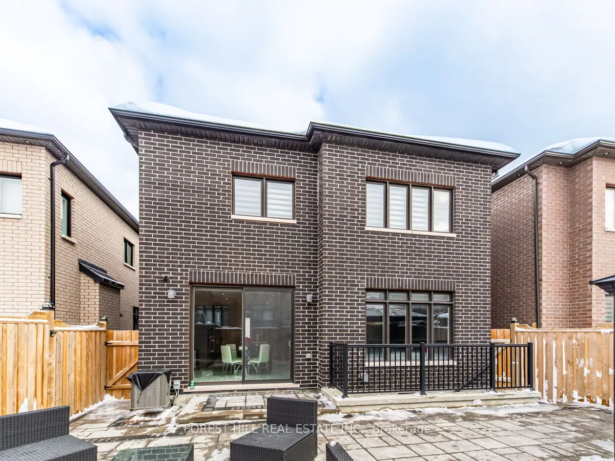 6 Yvette Street