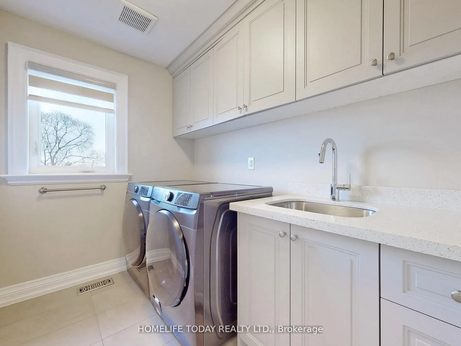 20 Chatterton Boulevard