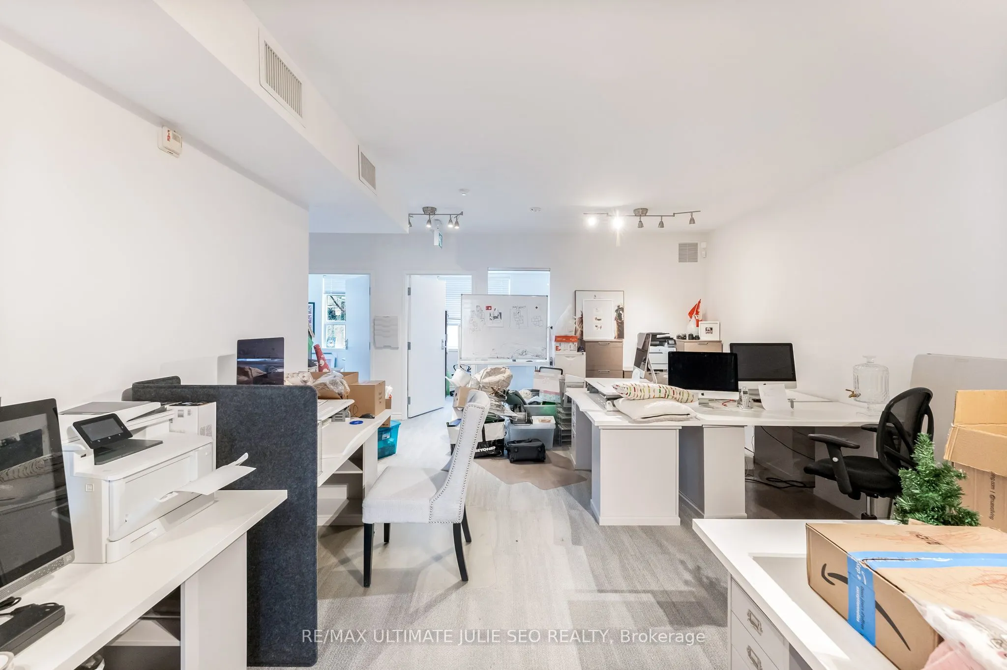 304 Danforth Avenue, #2nd floor