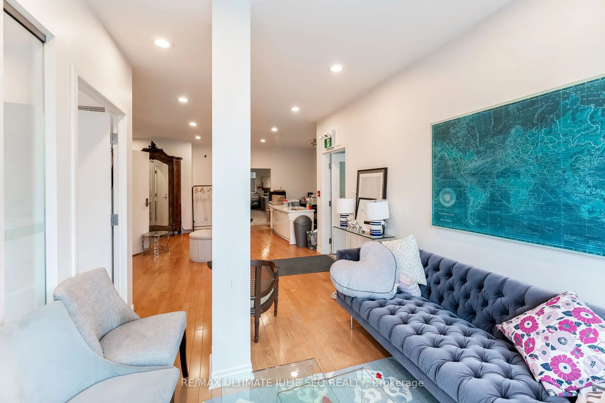 304 Danforth Avenue, #2nd floor