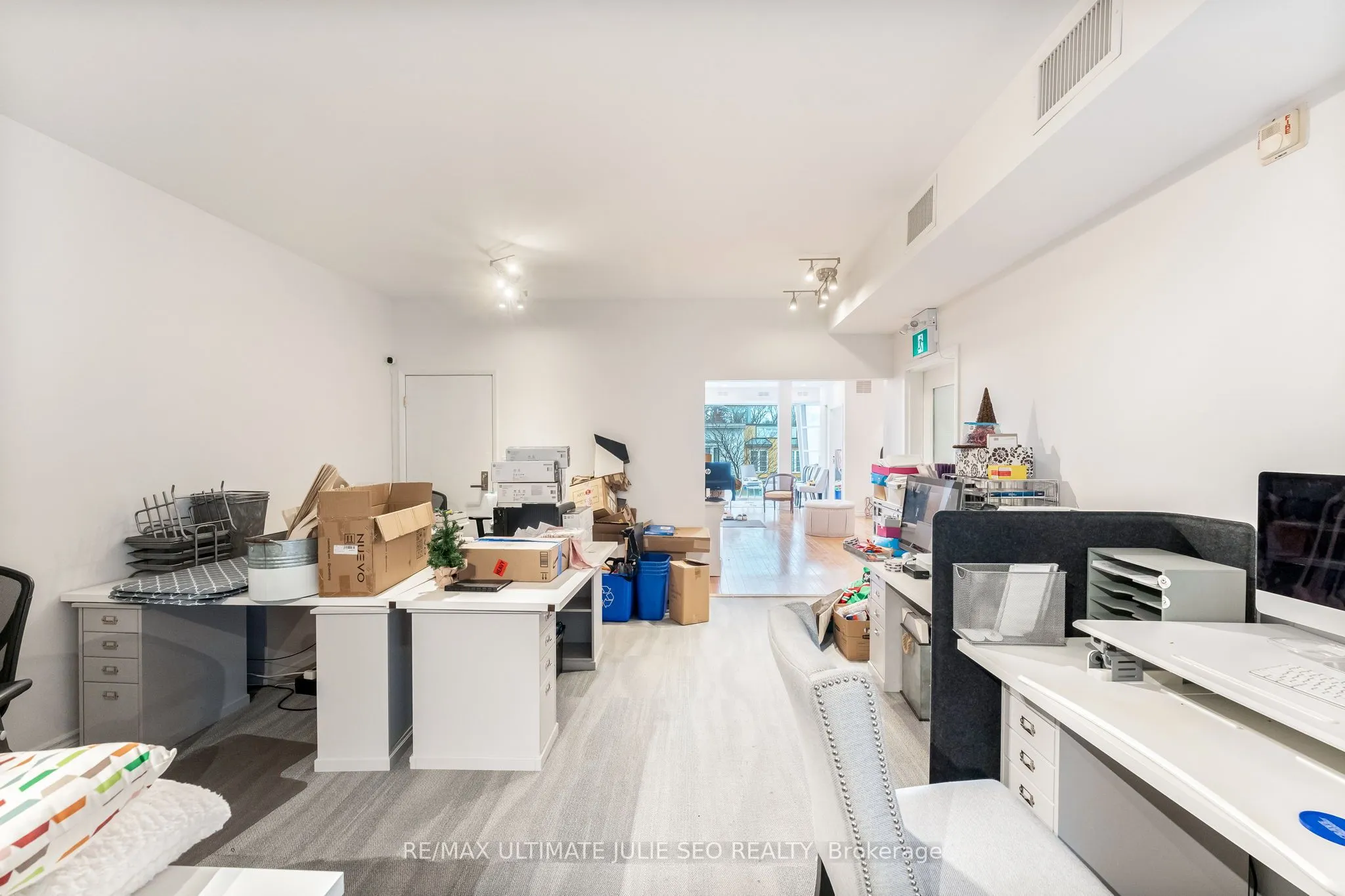 304 Danforth Avenue, #2nd floor