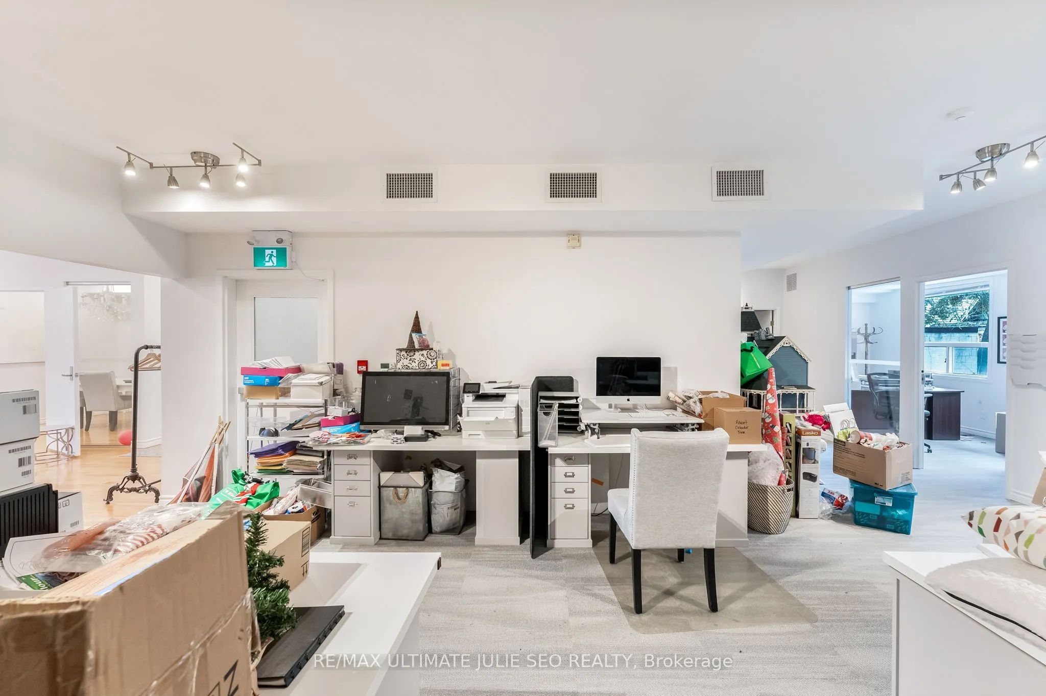 304 Danforth Avenue, #2nd floor