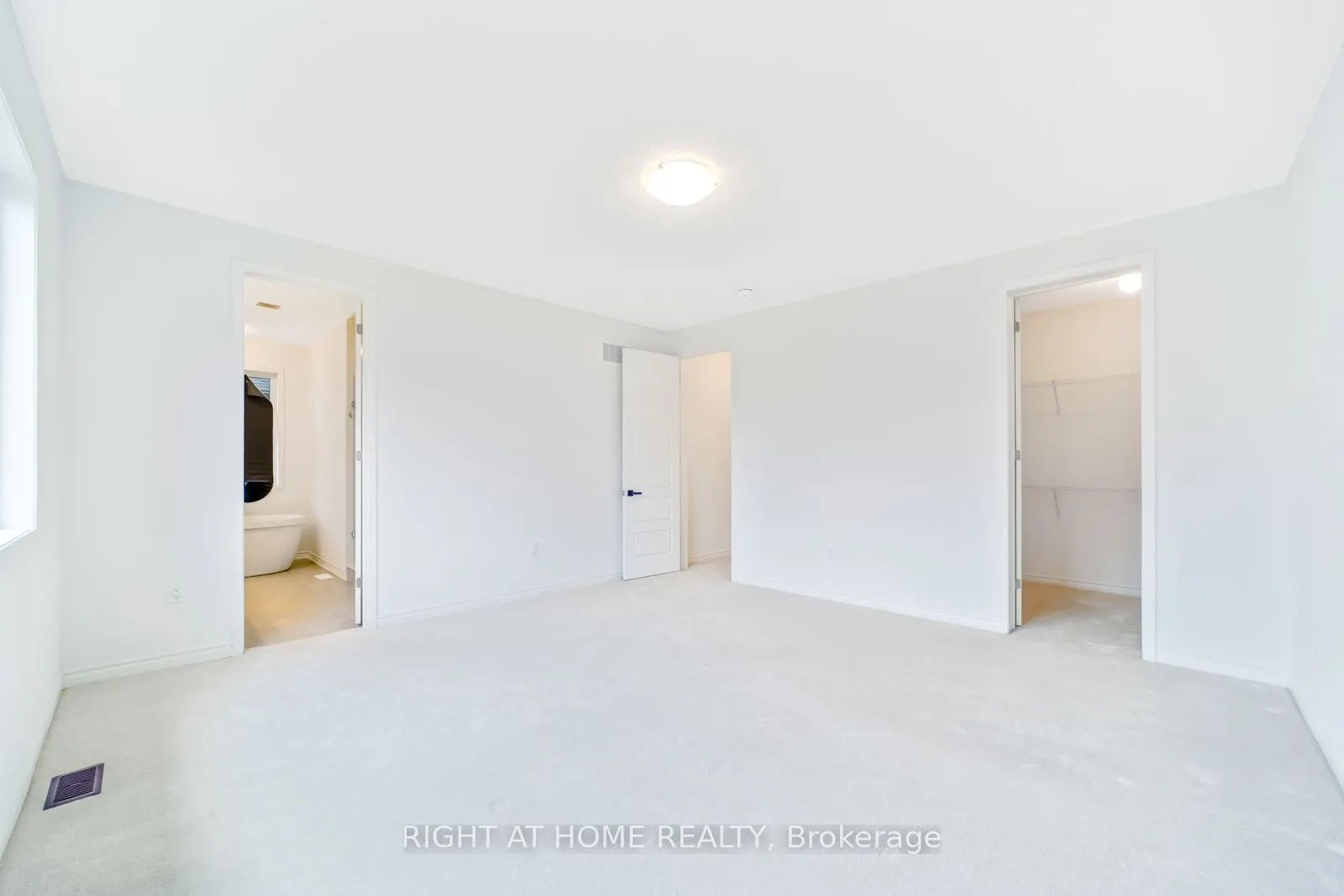 1410 Swallowtail Lane