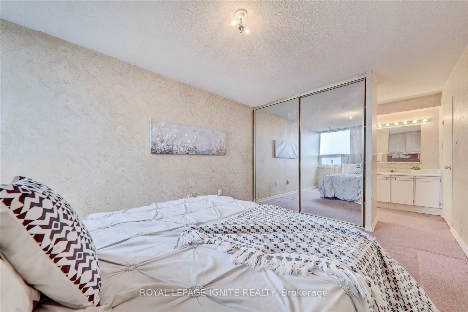 121 Ling Road #1509