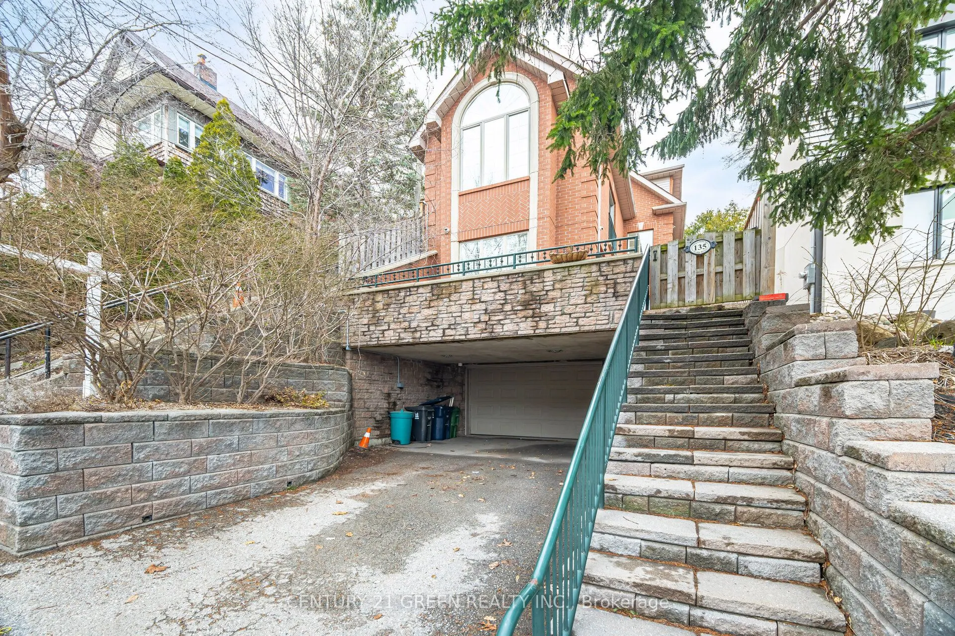 135 Glenmount Park Road