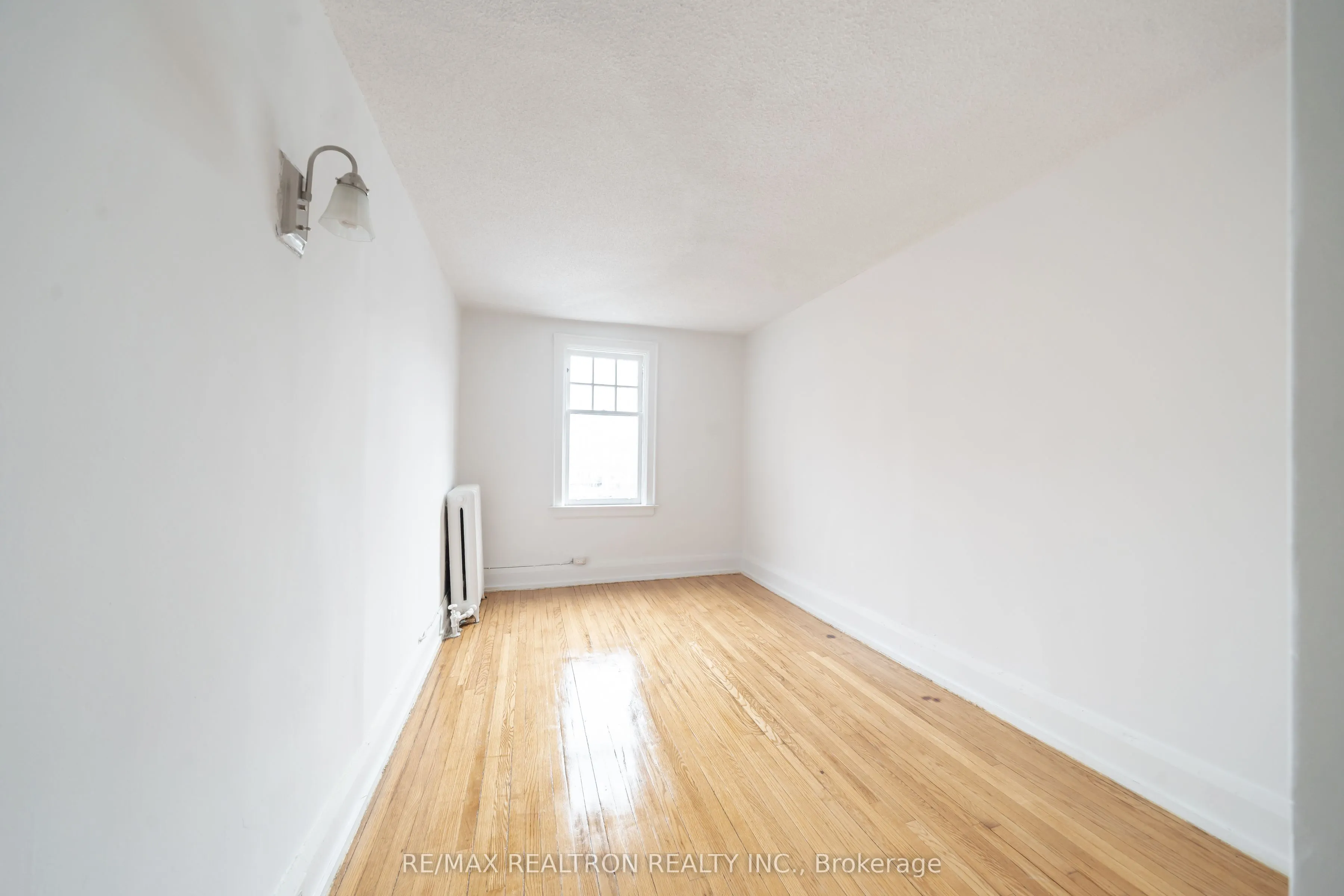 2 Kingston Road, #12