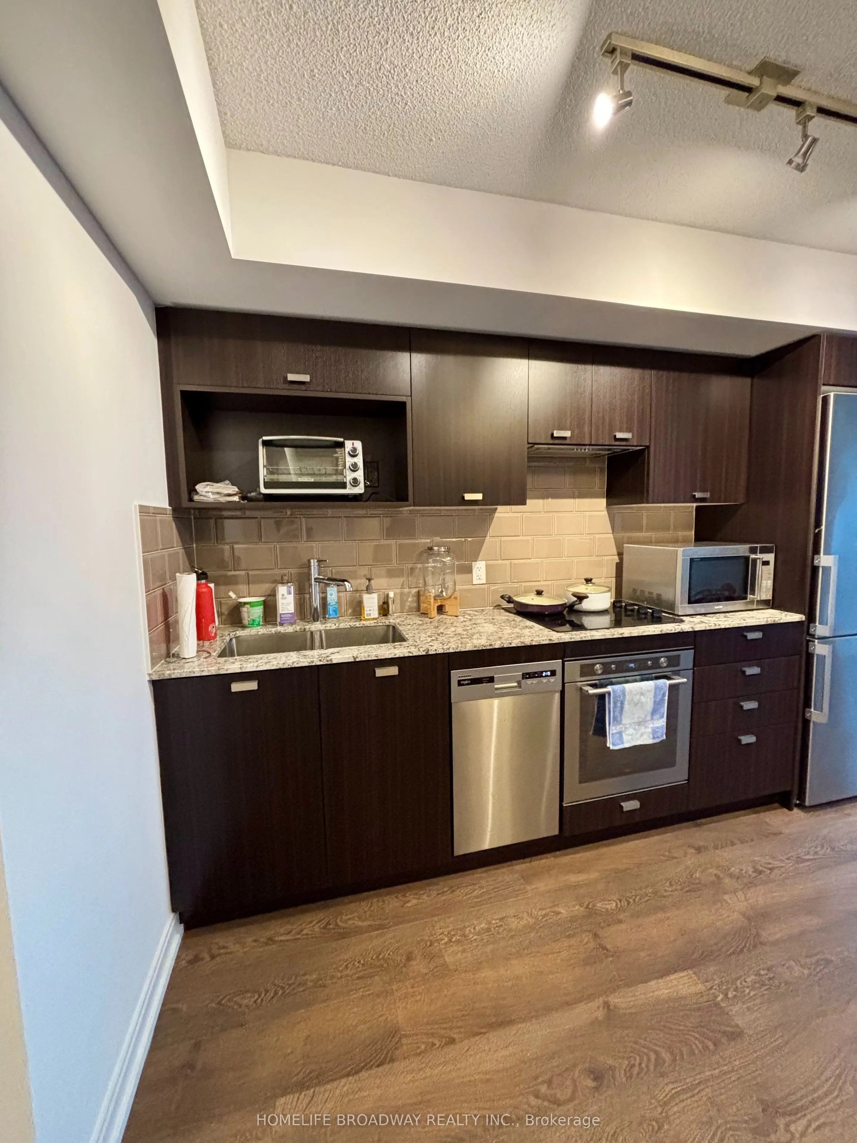 275 Village Green Square, #2718