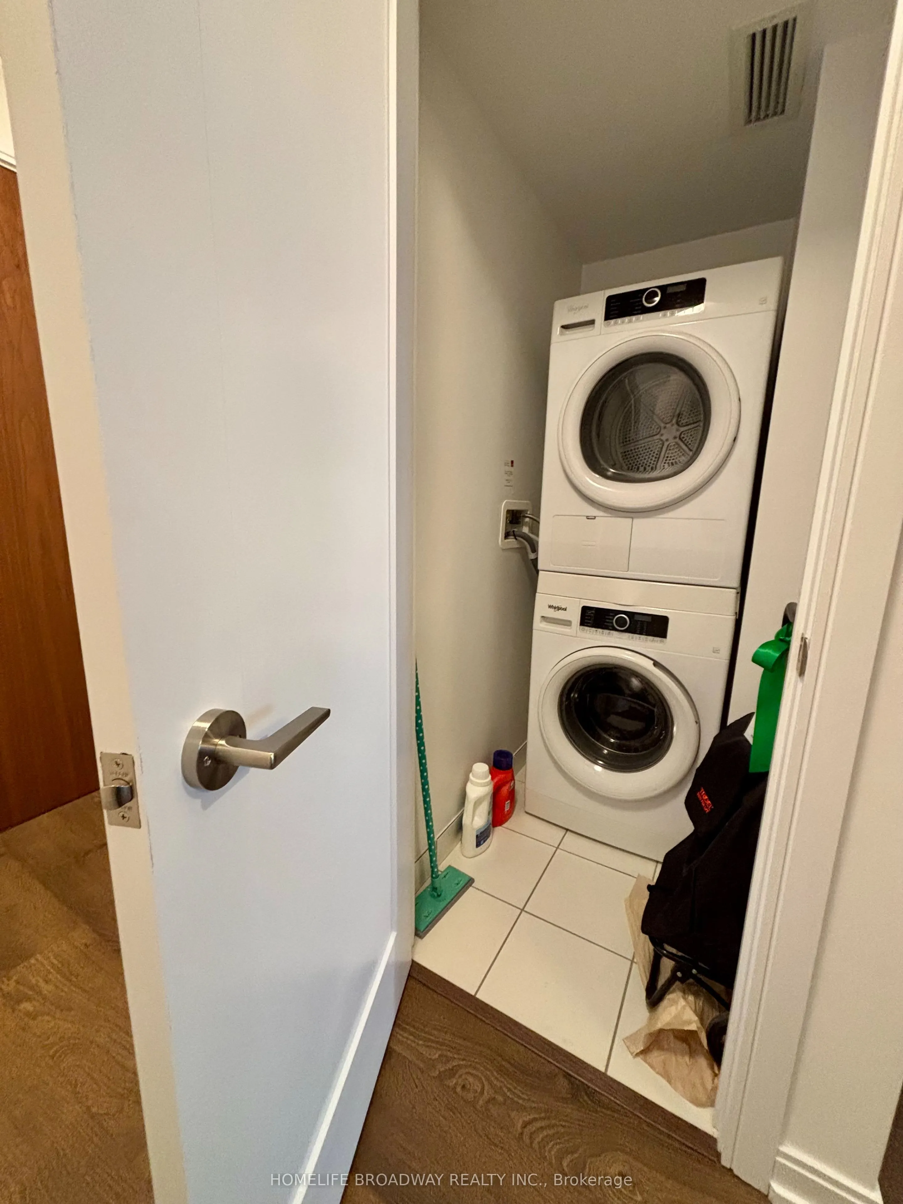 275 Village Green Square, #2718