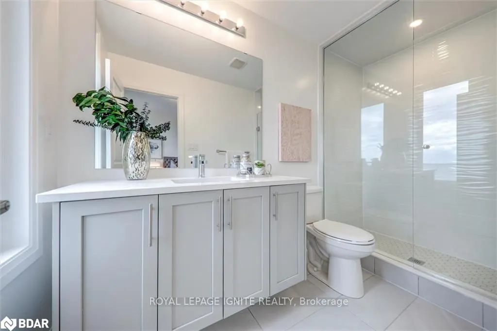 807 Port Darlington Road