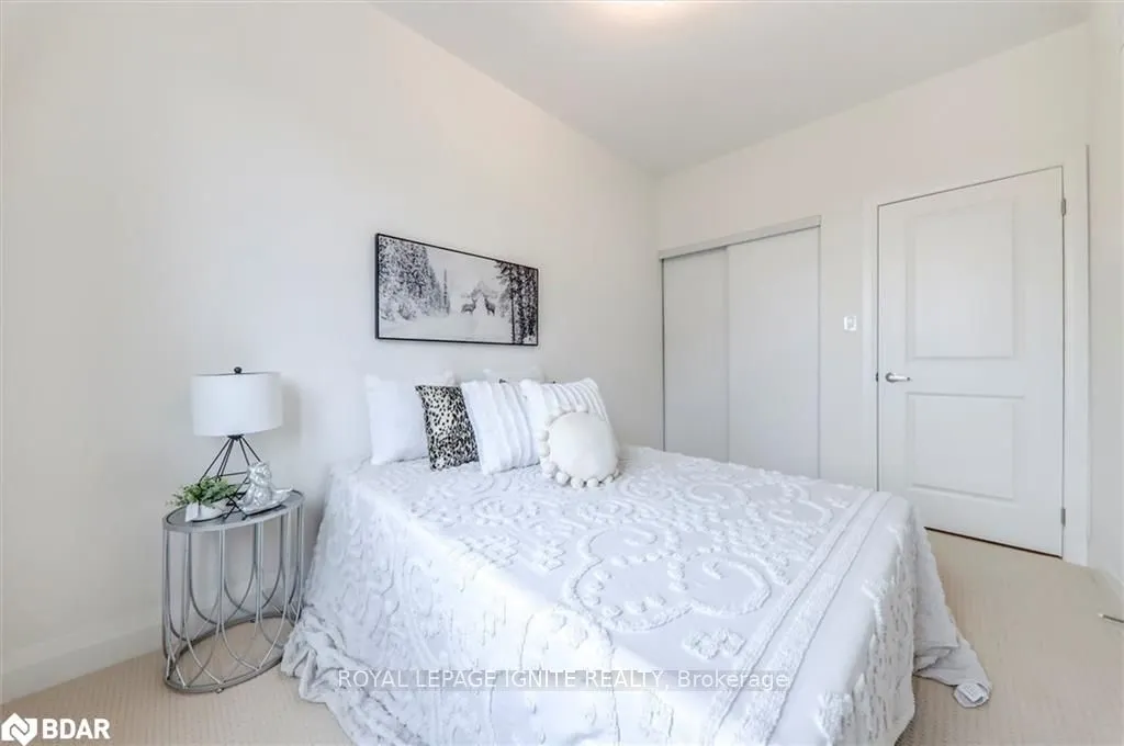 807 Port Darlington Road