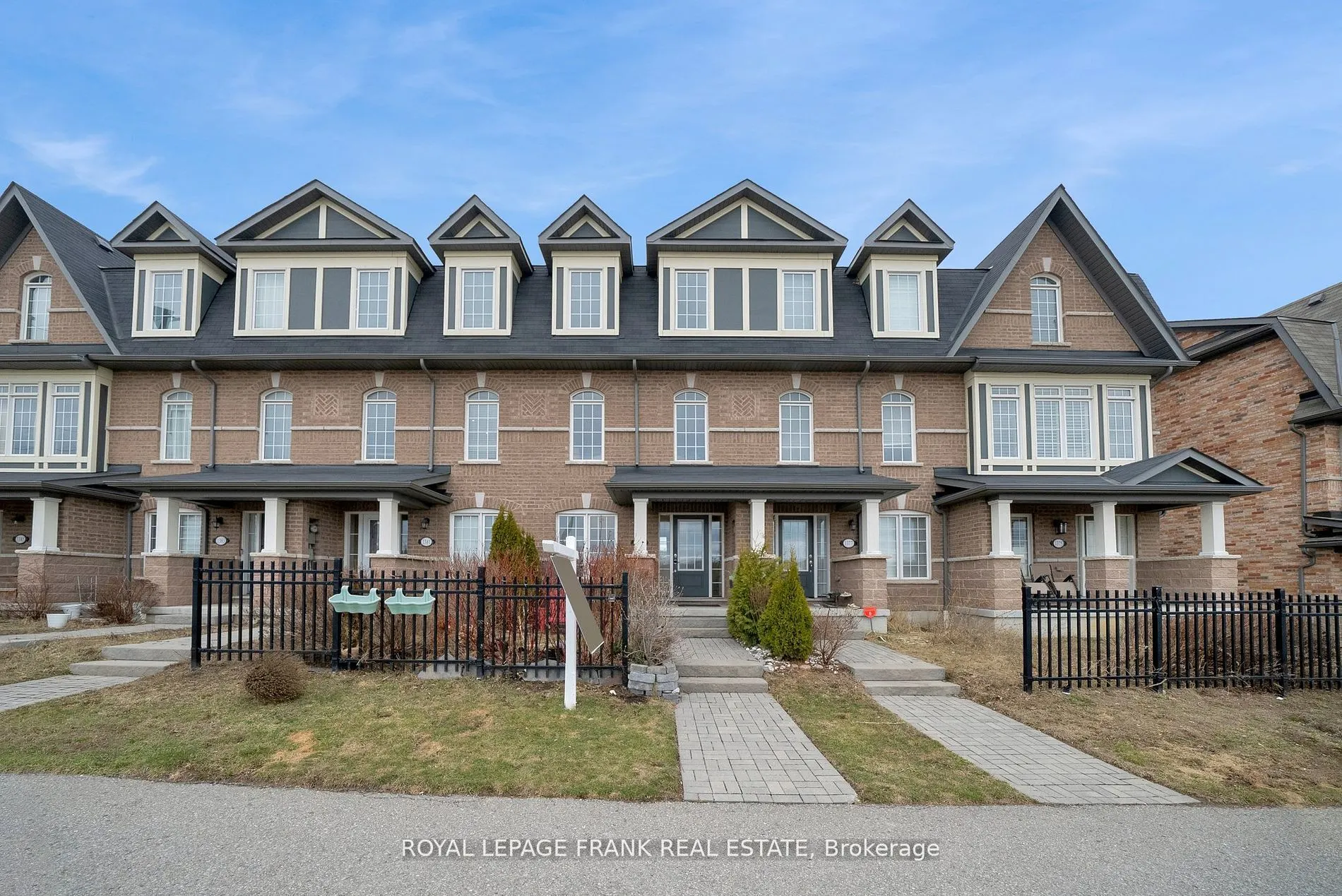 1379 Salem Road N