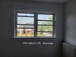 719 Coxwell Avenue, #Upper 3