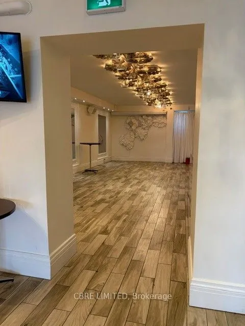 1092 Danforth Avenue, #Main Floor