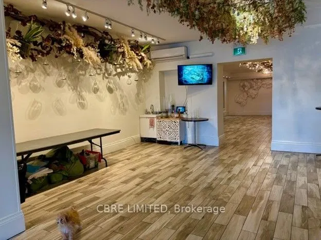 1092 Danforth Avenue, #Main Floor