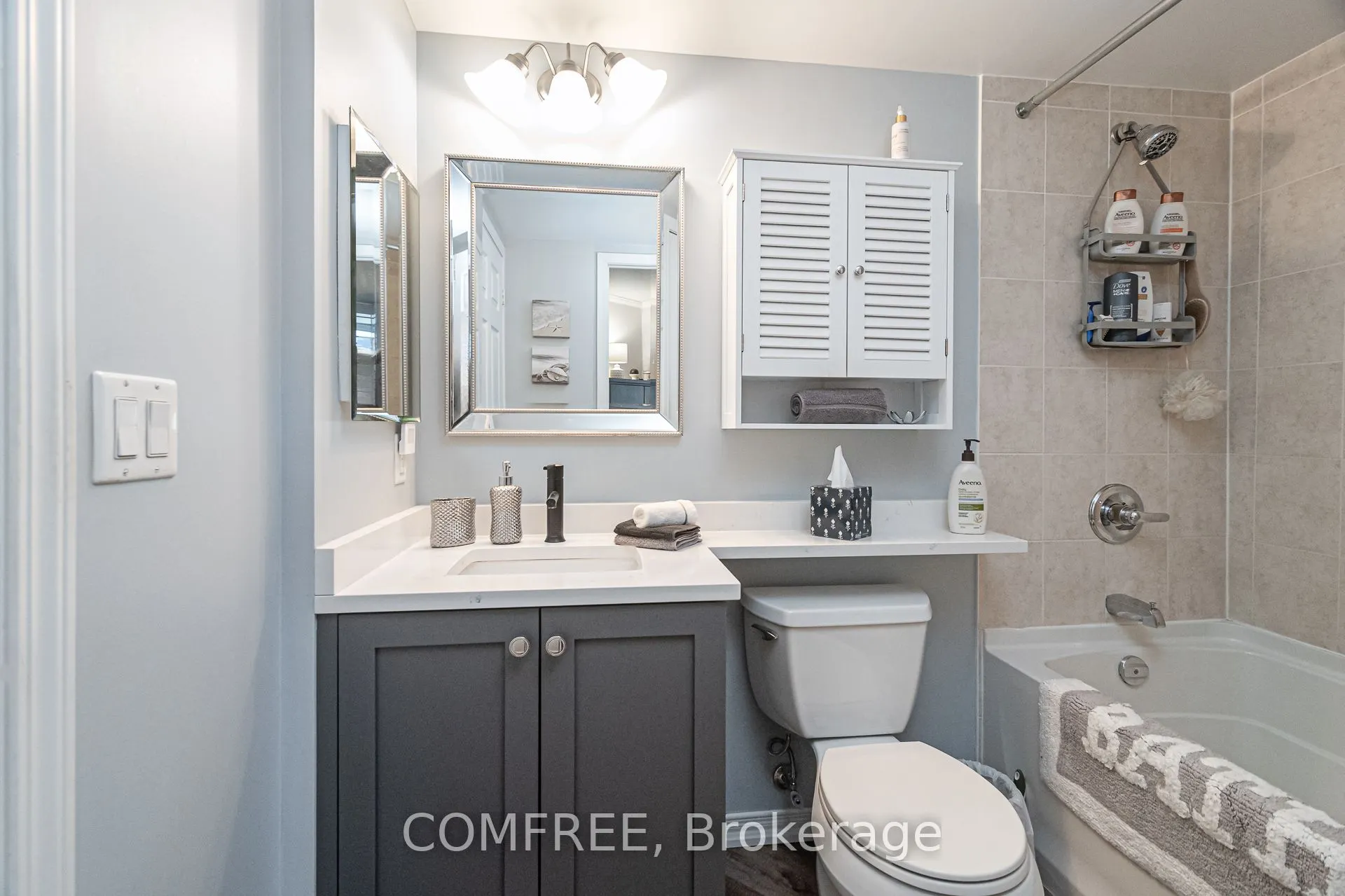 340 Watson Street W, #110