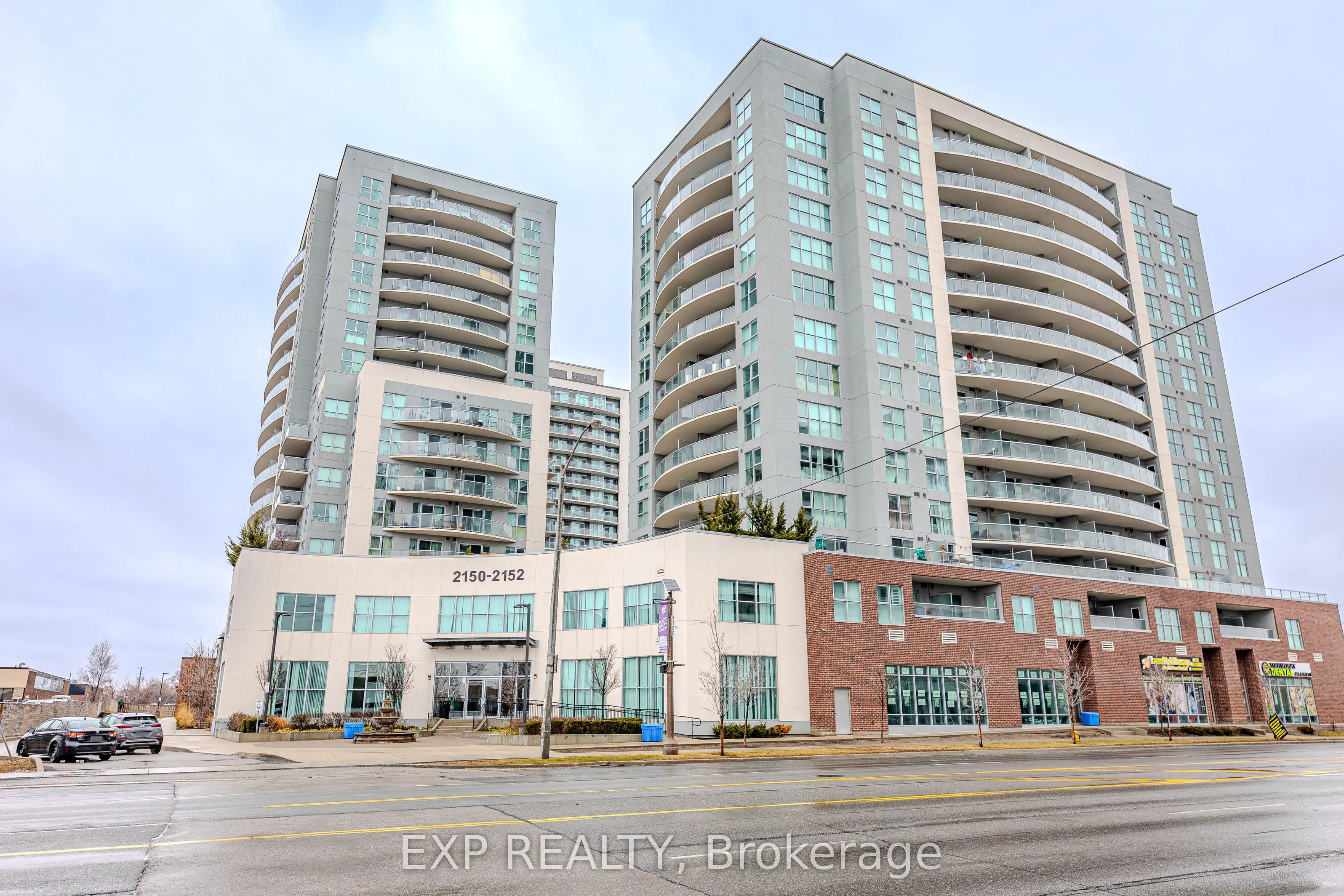 2152 Lawrence Avenue E, #807
