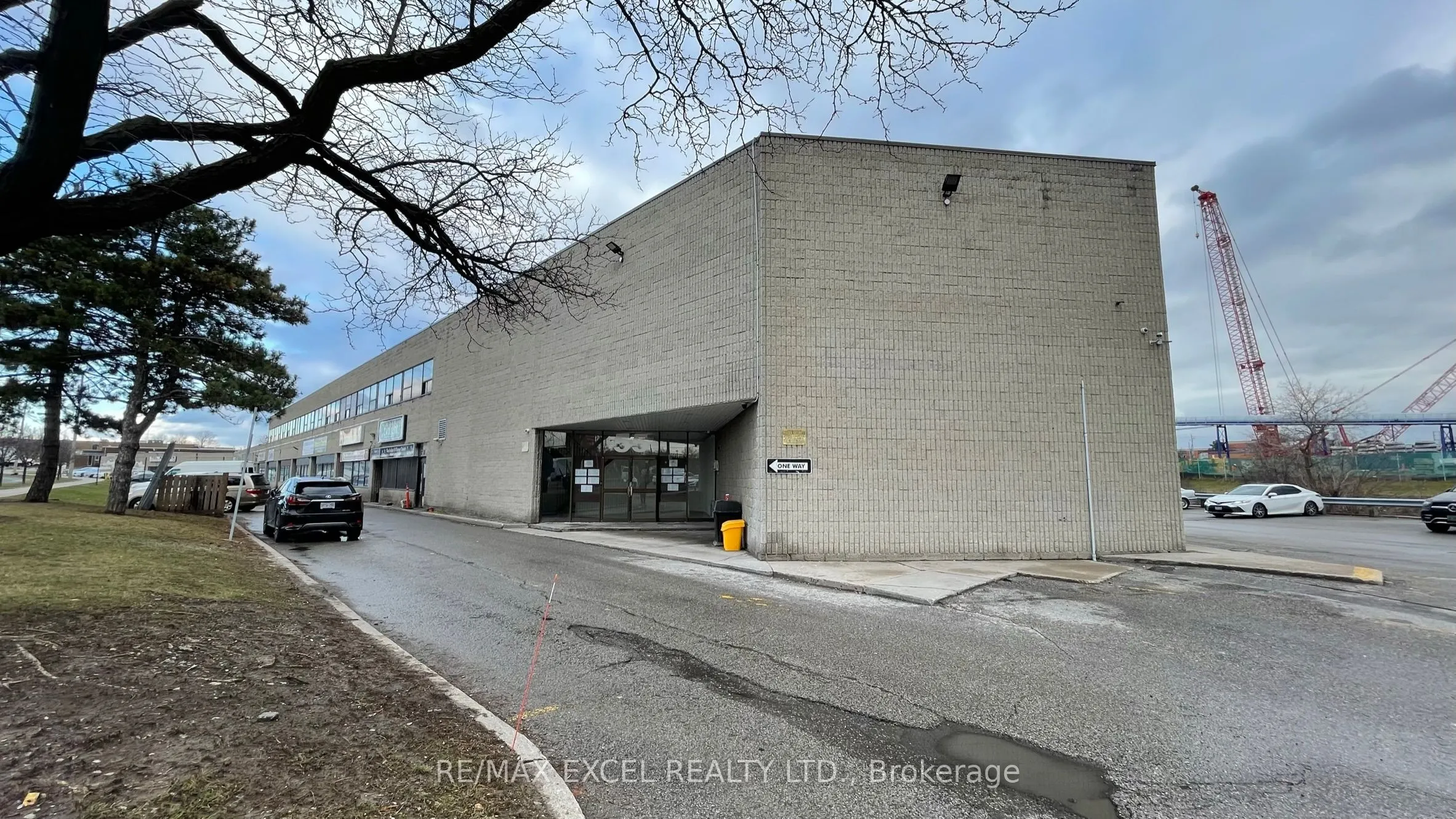 55 Nugget Avenue, #215