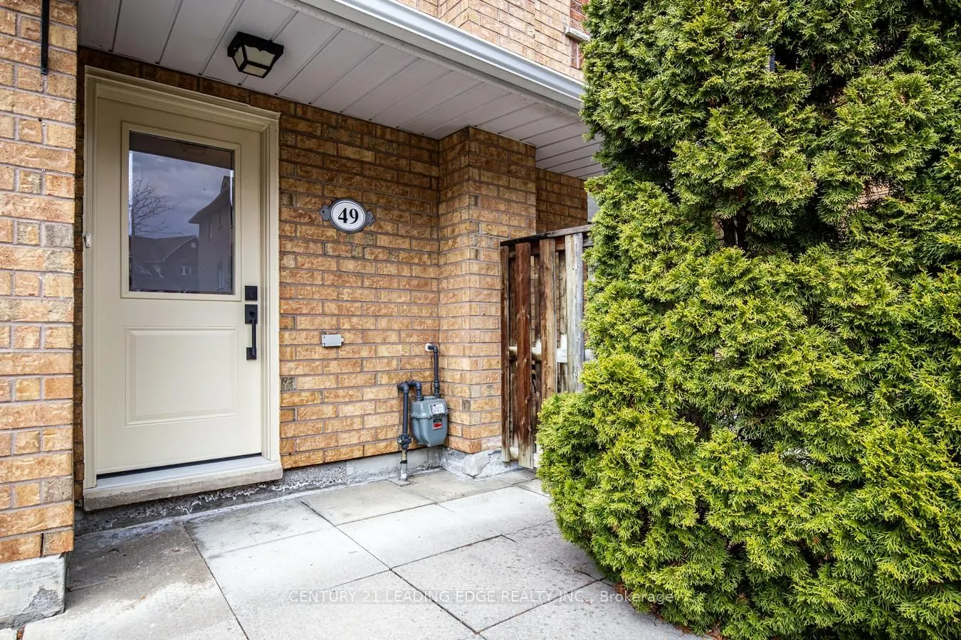 2 Hedge End Road, #49