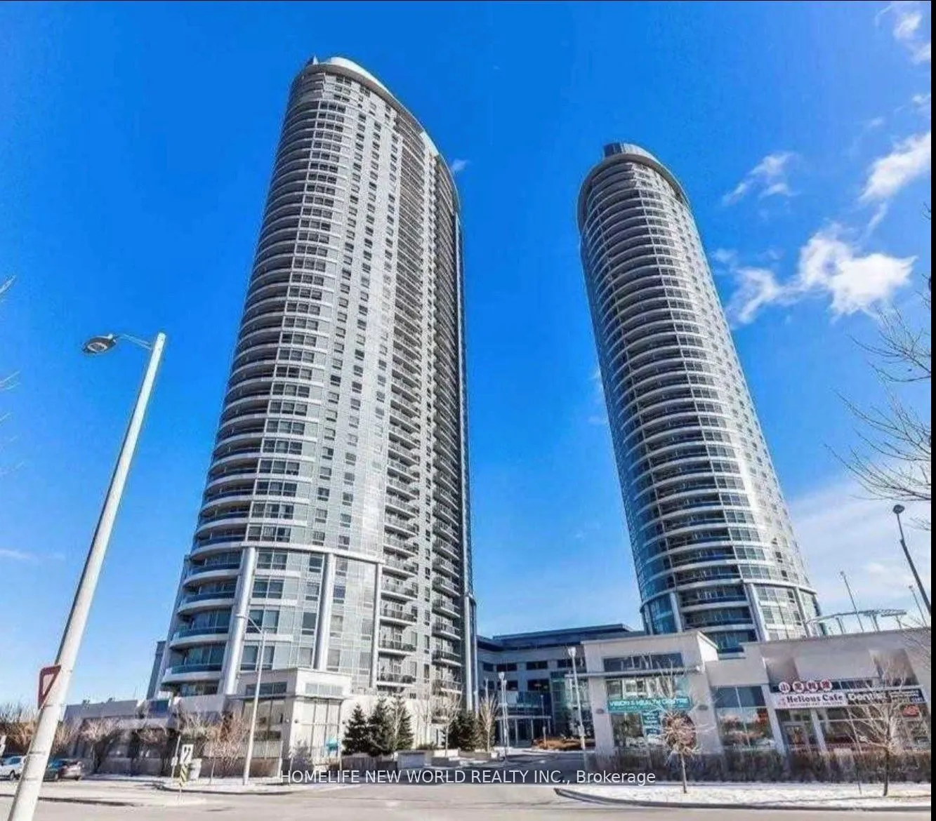 125 Village Green Square, #2805