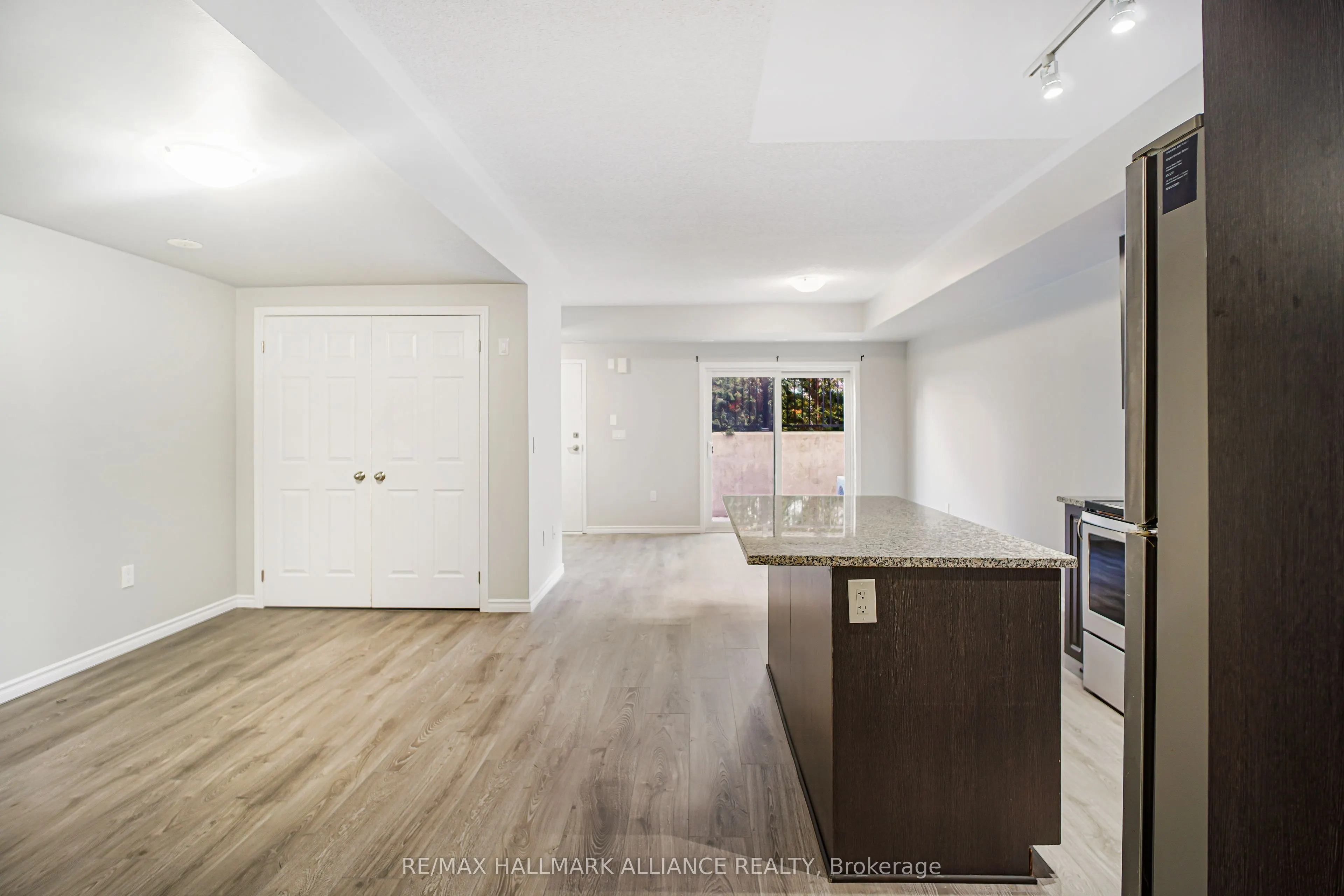 8835 Sheppard Avenue E, #111