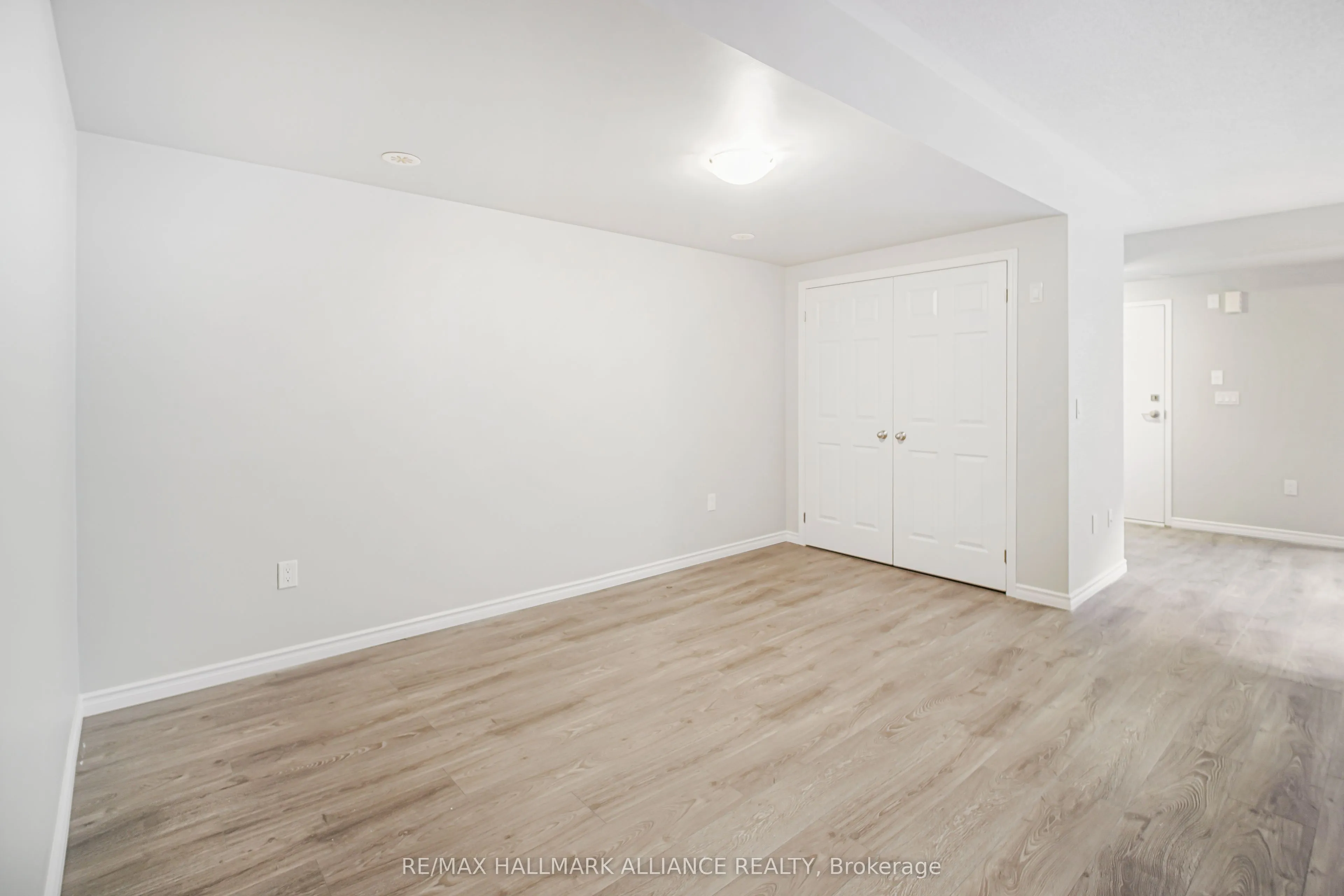 8835 Sheppard Avenue E, #111